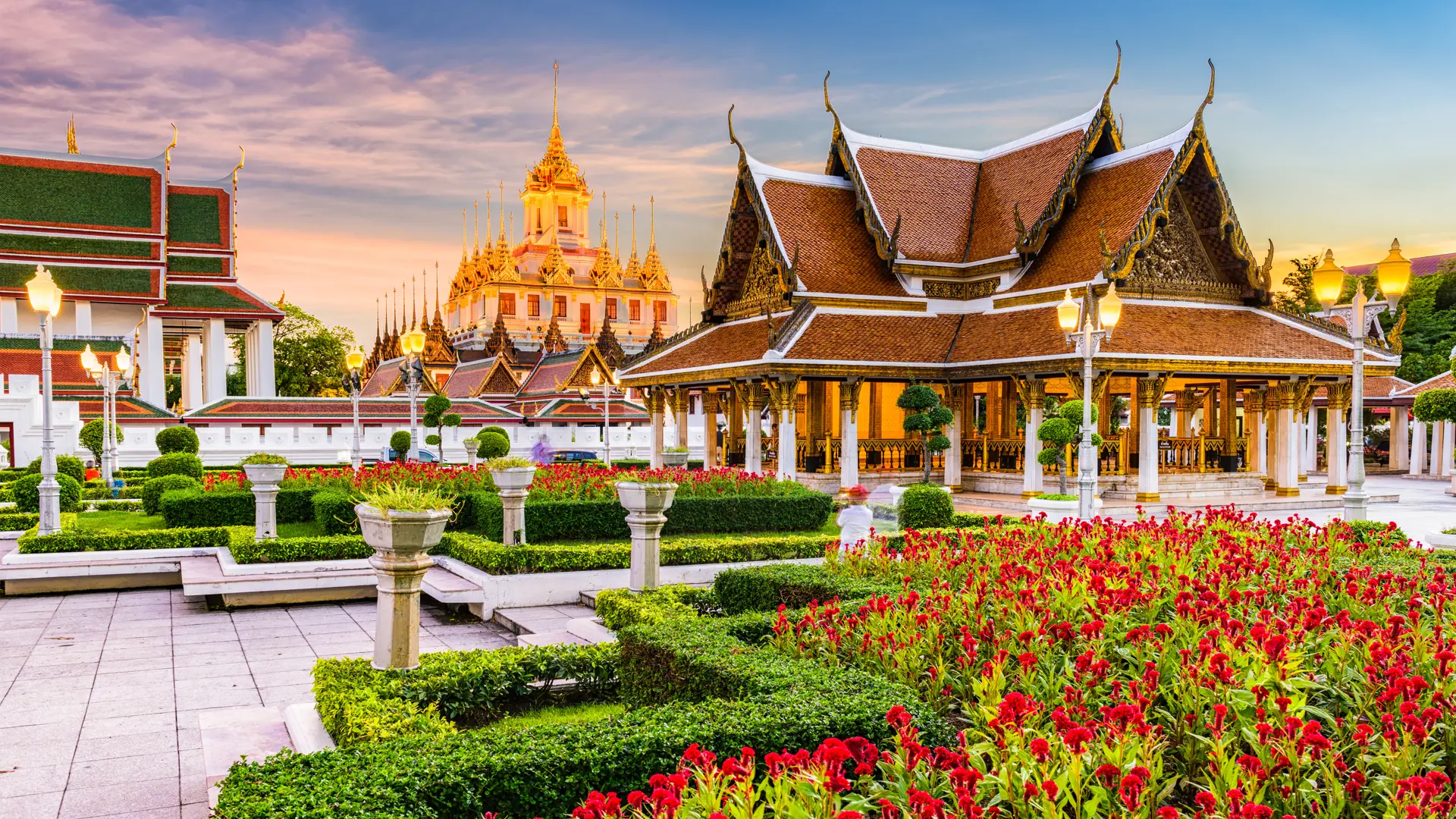 Wat Ratchanatdaram Temple in Bangkok, Thailand. - Billede.jpg