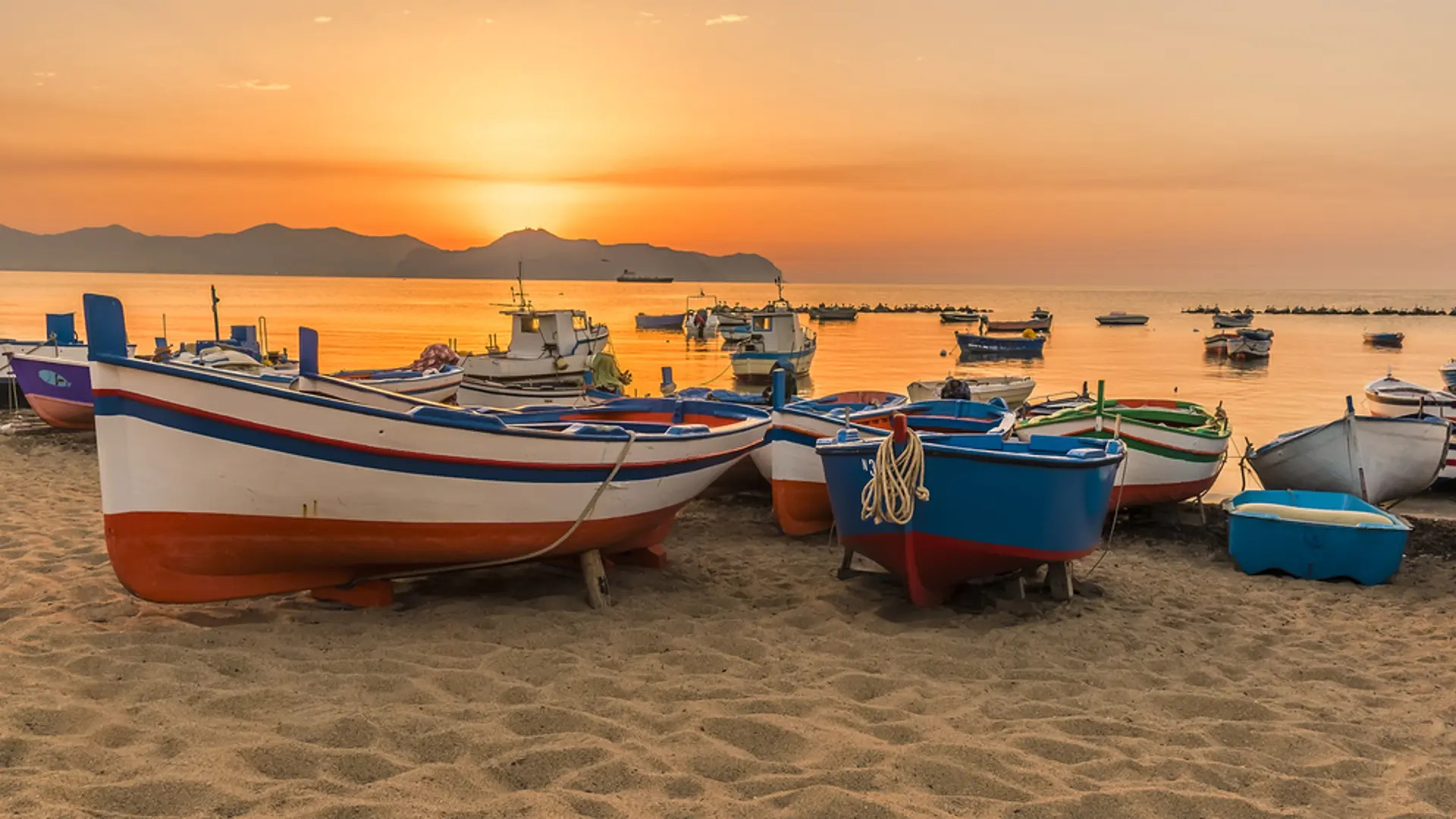 Beach Aspra Sicily Shutterstock 690639964