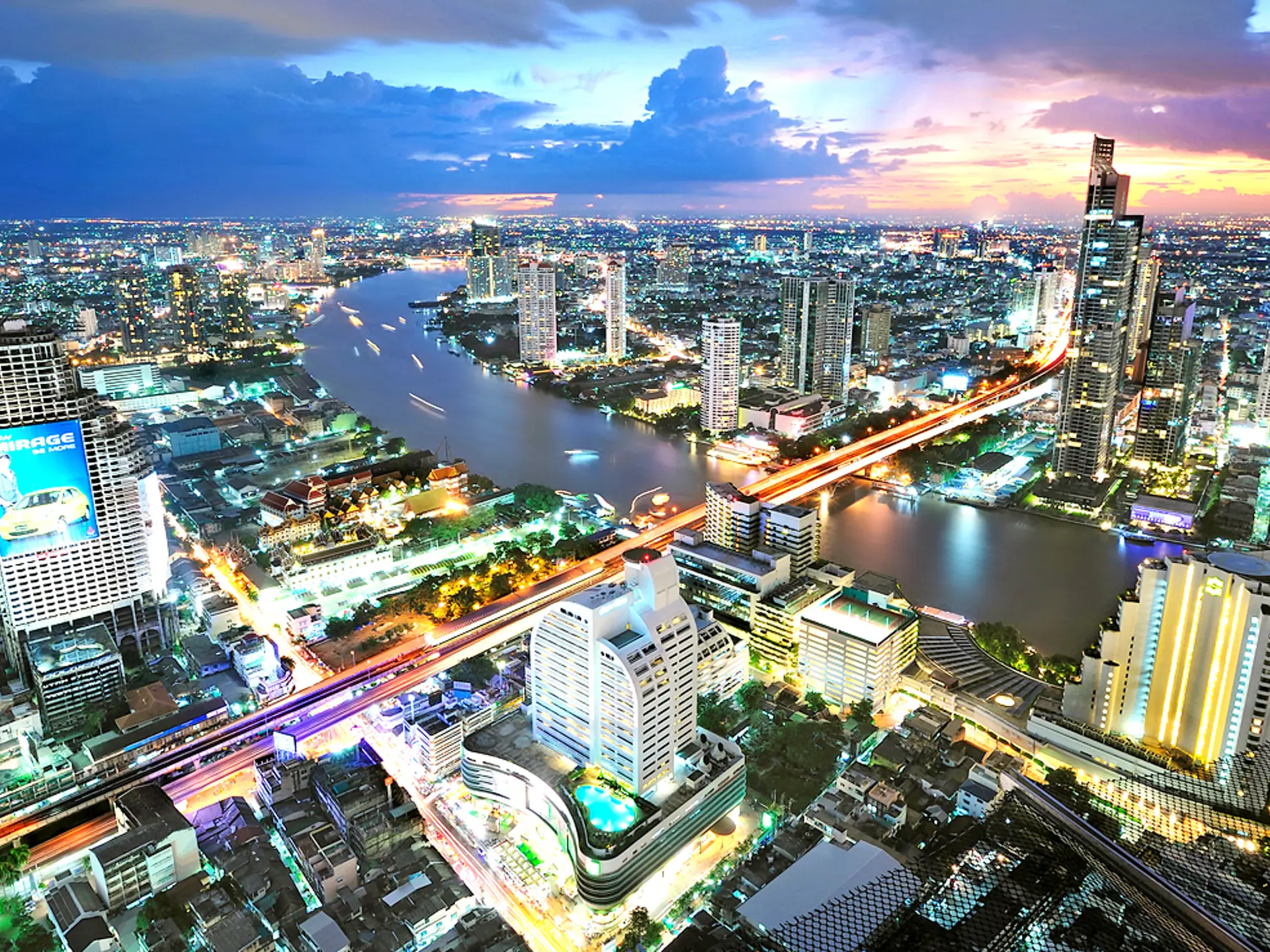 Centre Point Silom - Luftfoto