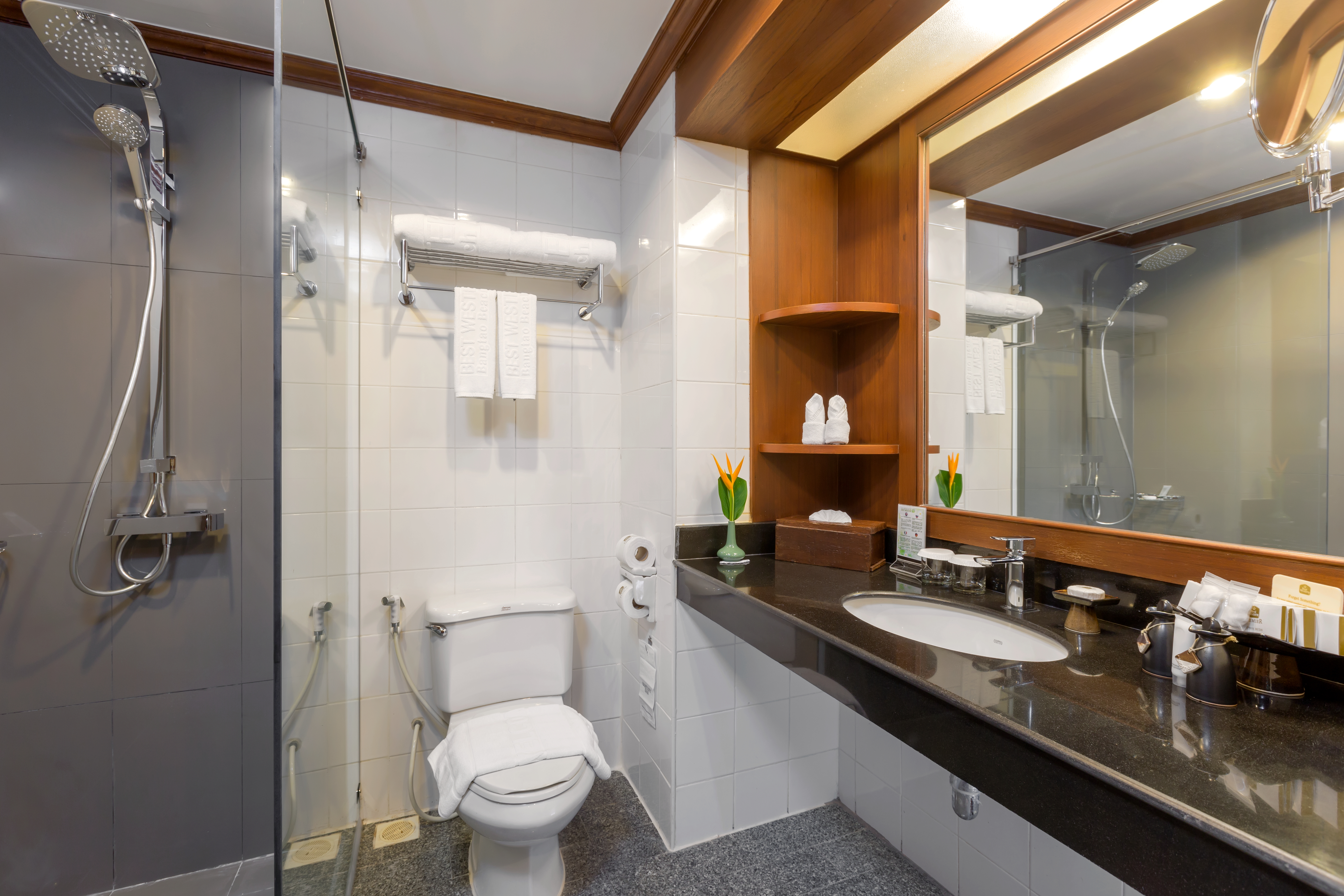 Deluxe Seafacing View (2)