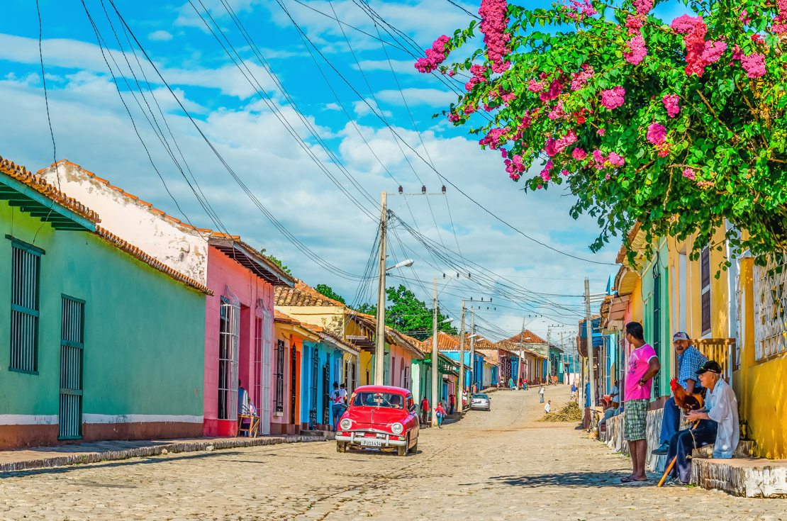 Farverige kolonitidsbygninger i Trinidad