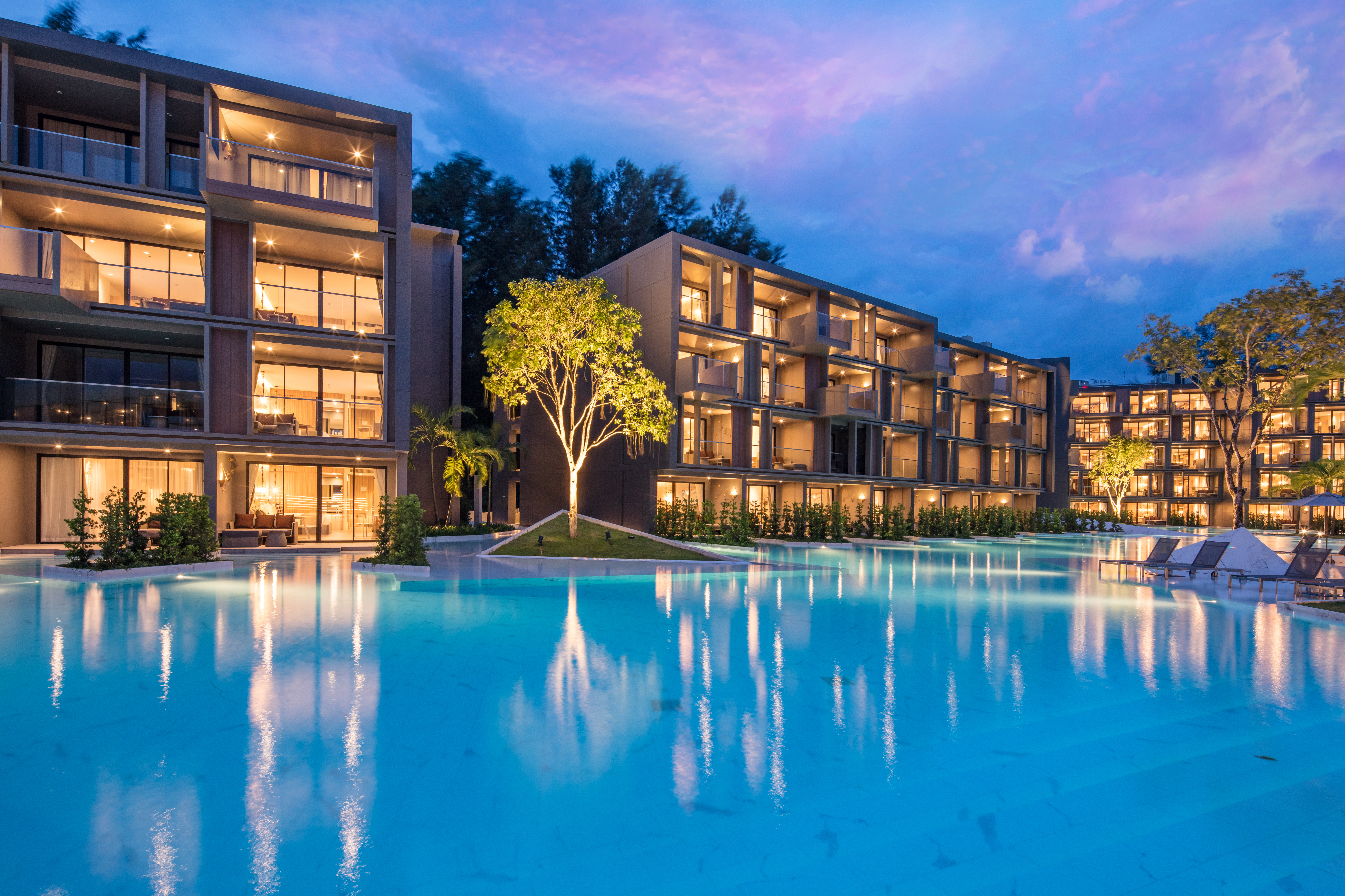 Hotel Outdoor 32.jpg (1)