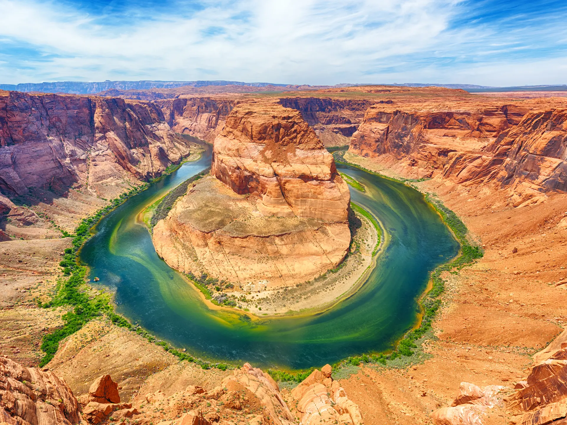 Horse Shoe Bend - shutterstock_397234831.jpg