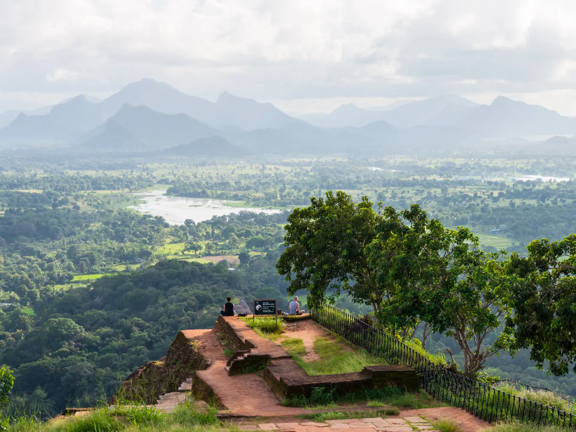 Sigiriya Sri Lanka (2).jpg