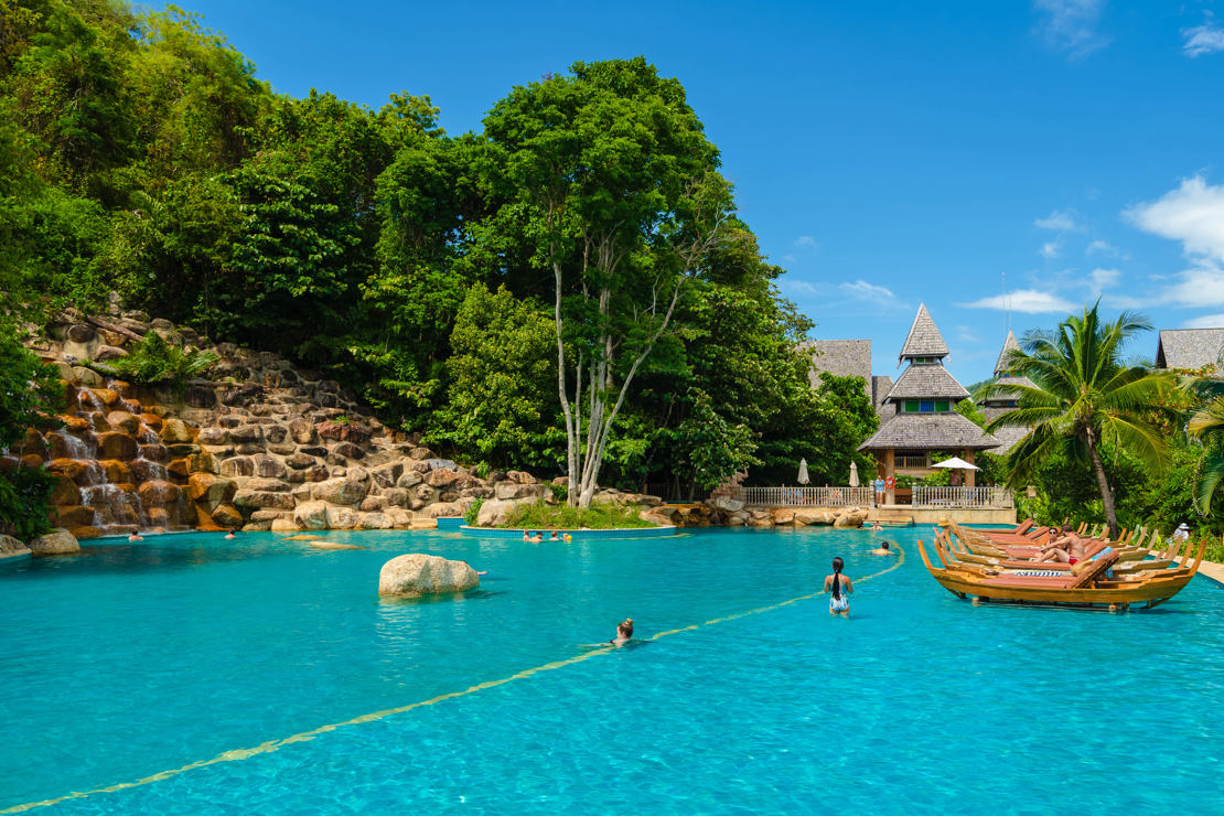 Main Pool - 01.jpg