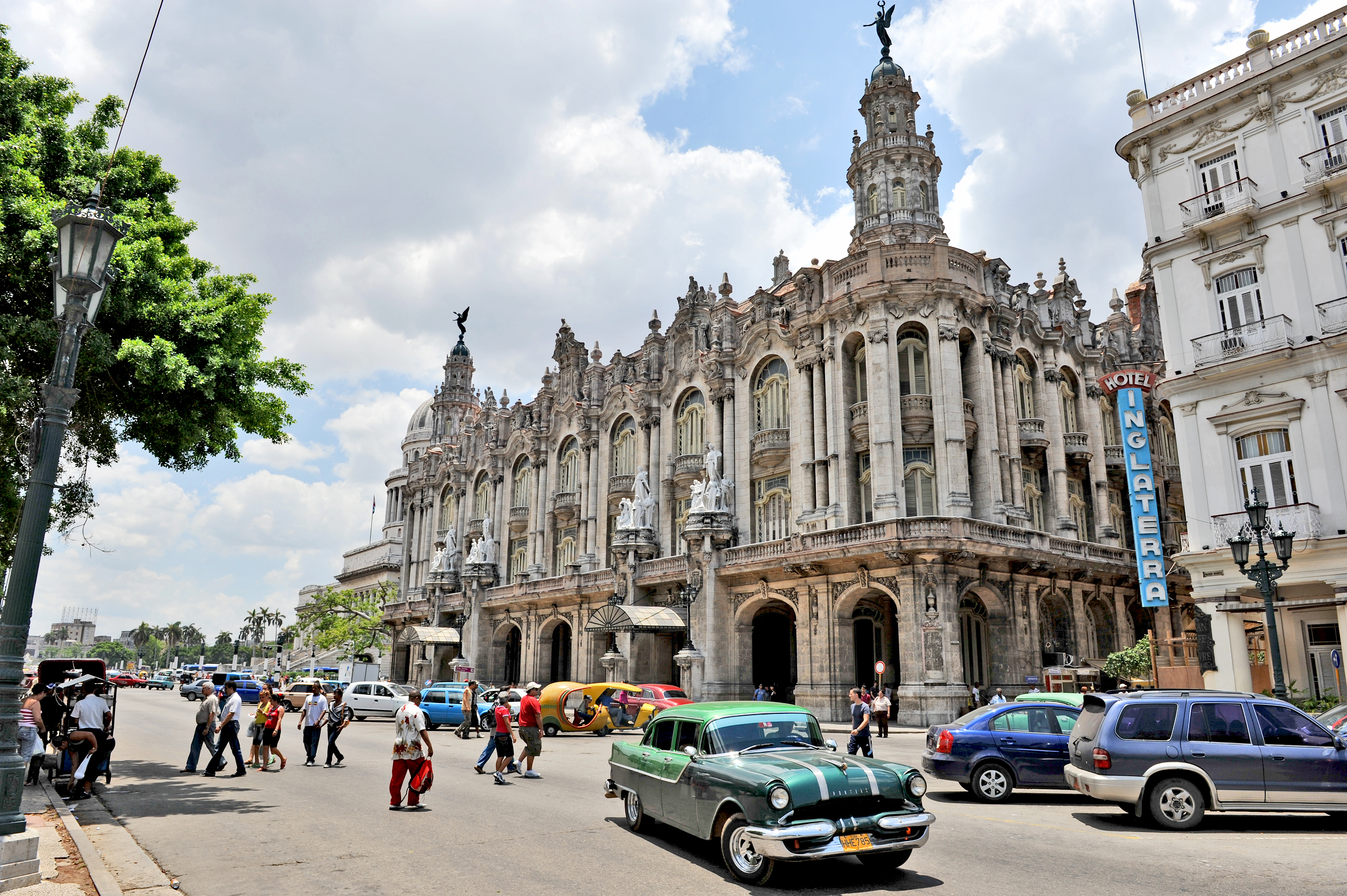 shutterstock_160699679 The Great Theatre of Havana.jpg