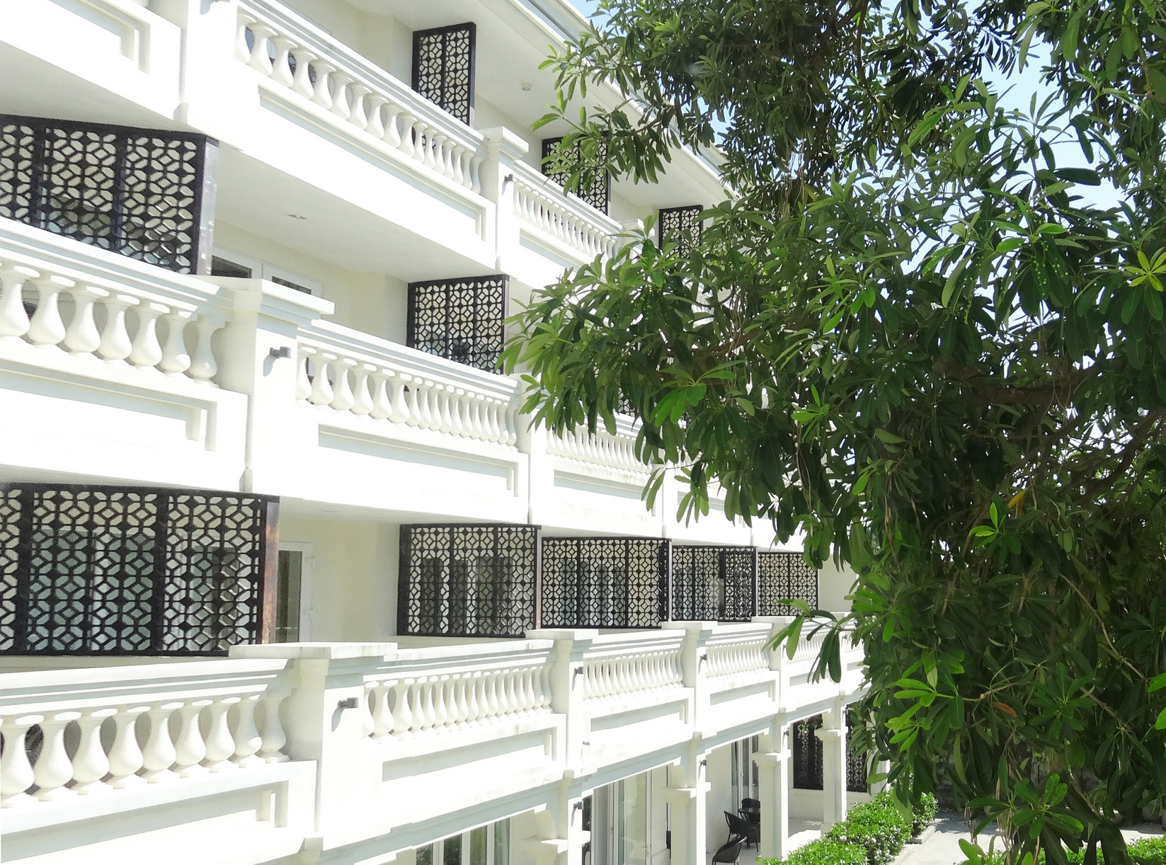 4. Superior Terrace.jpg