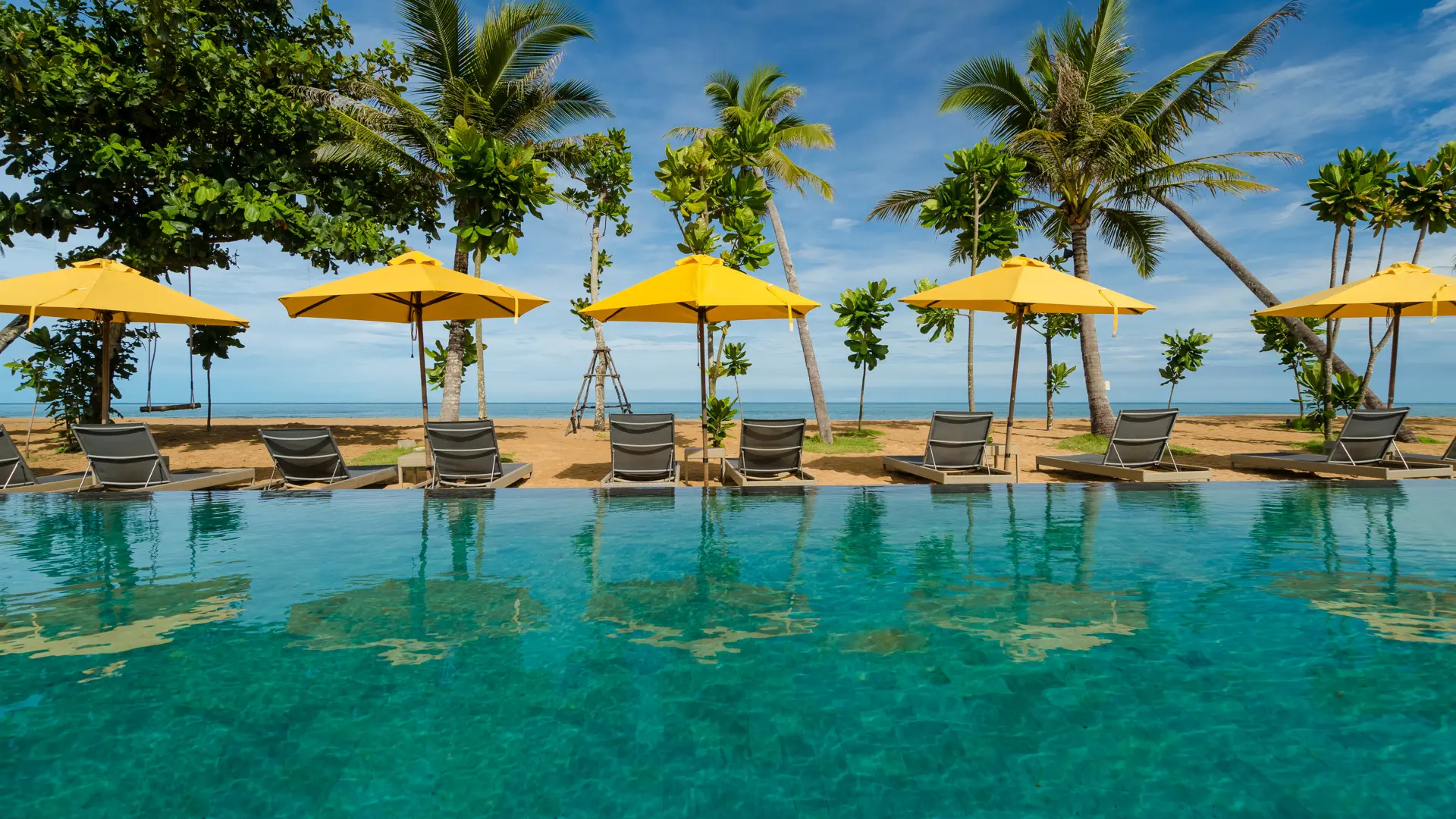 Kokulo Beach Club - 02.jpg