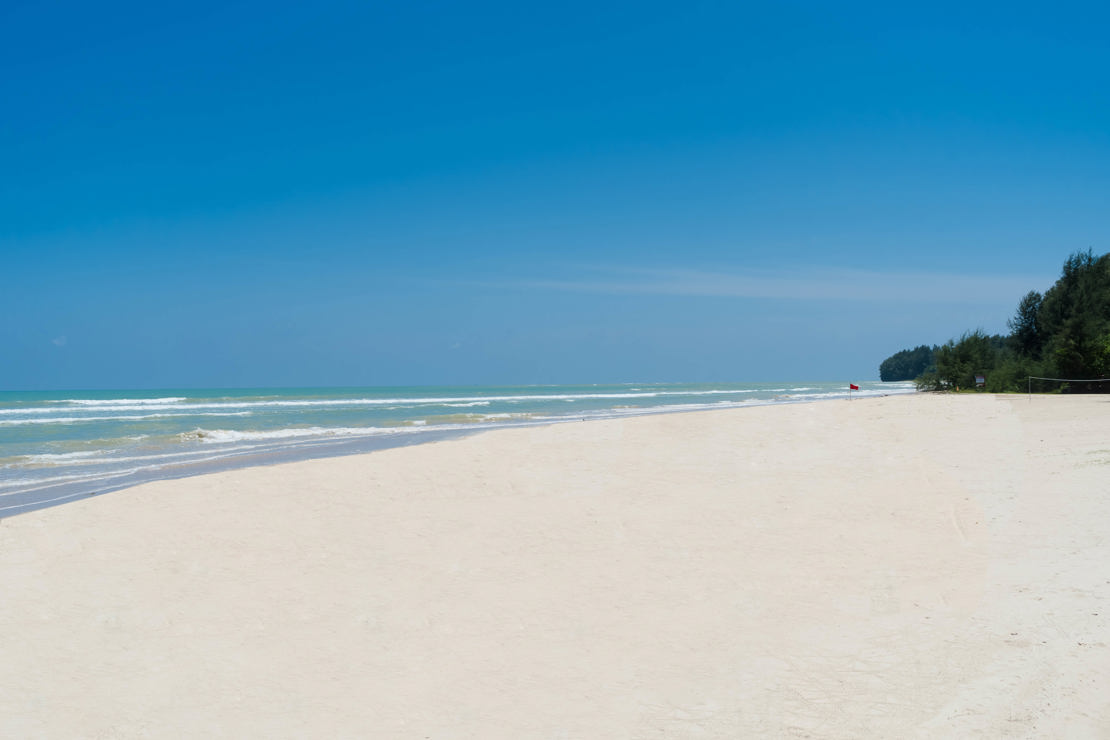 Beach - 018.jpg