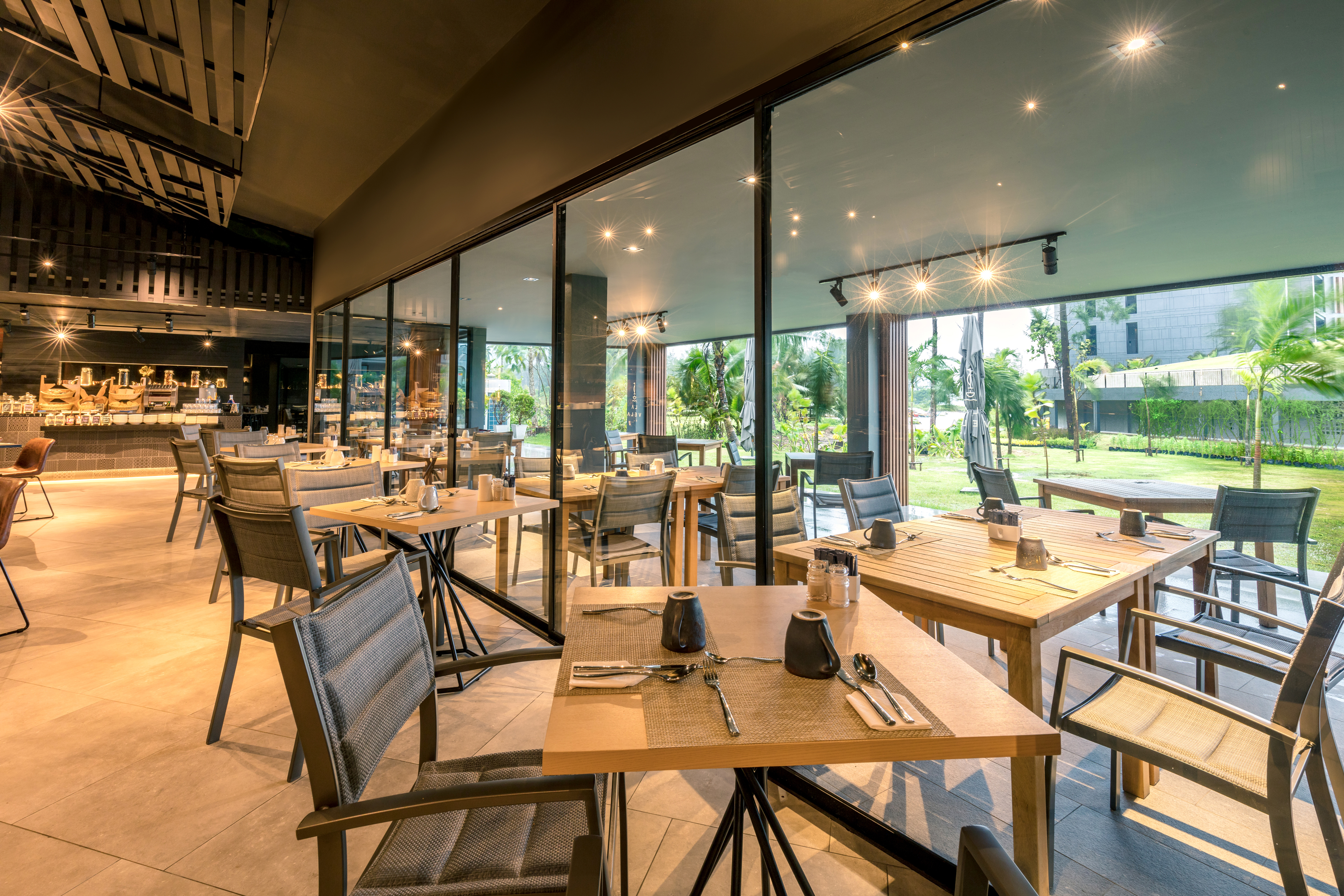 Spices Restaurant 10.jpg (2)