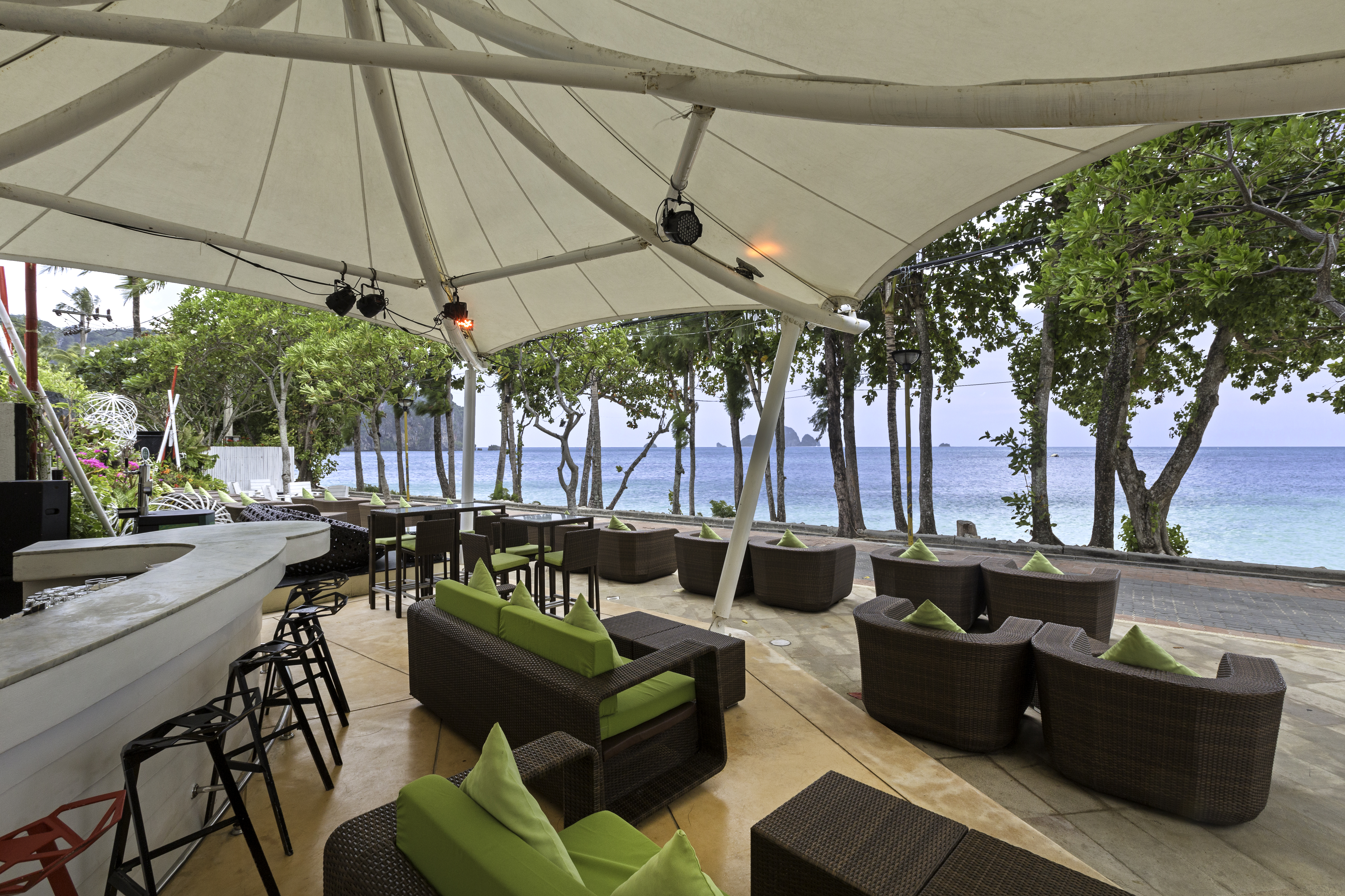 Beach Bar-1 Sunset spot on Aonang Beach.jpg