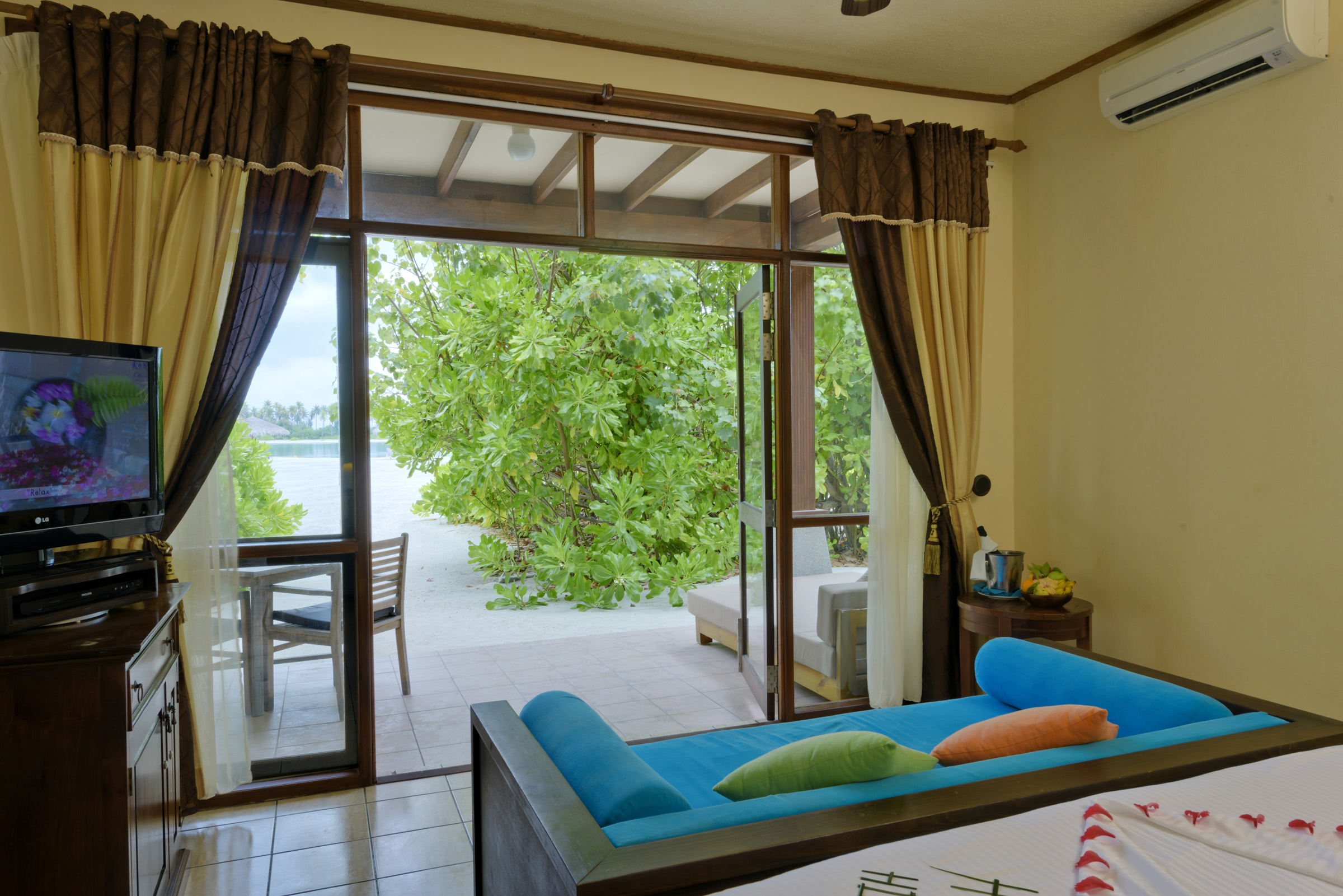 060416 Olhuveli 1050