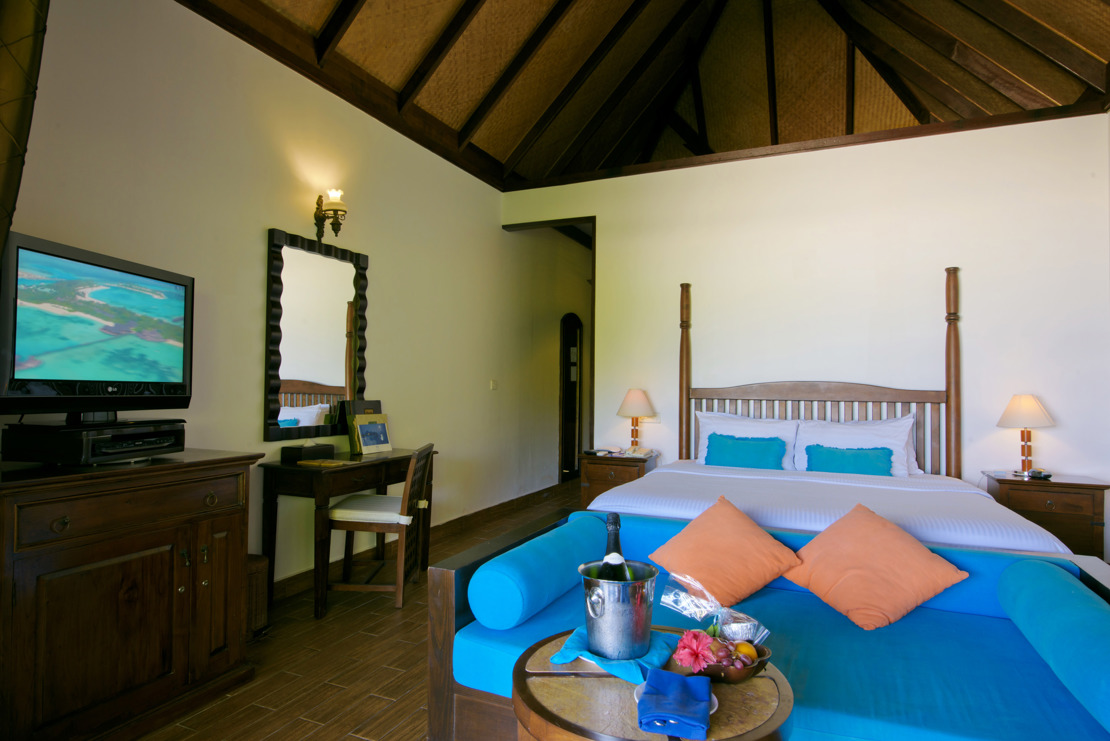 060416 Olhuveli 1137