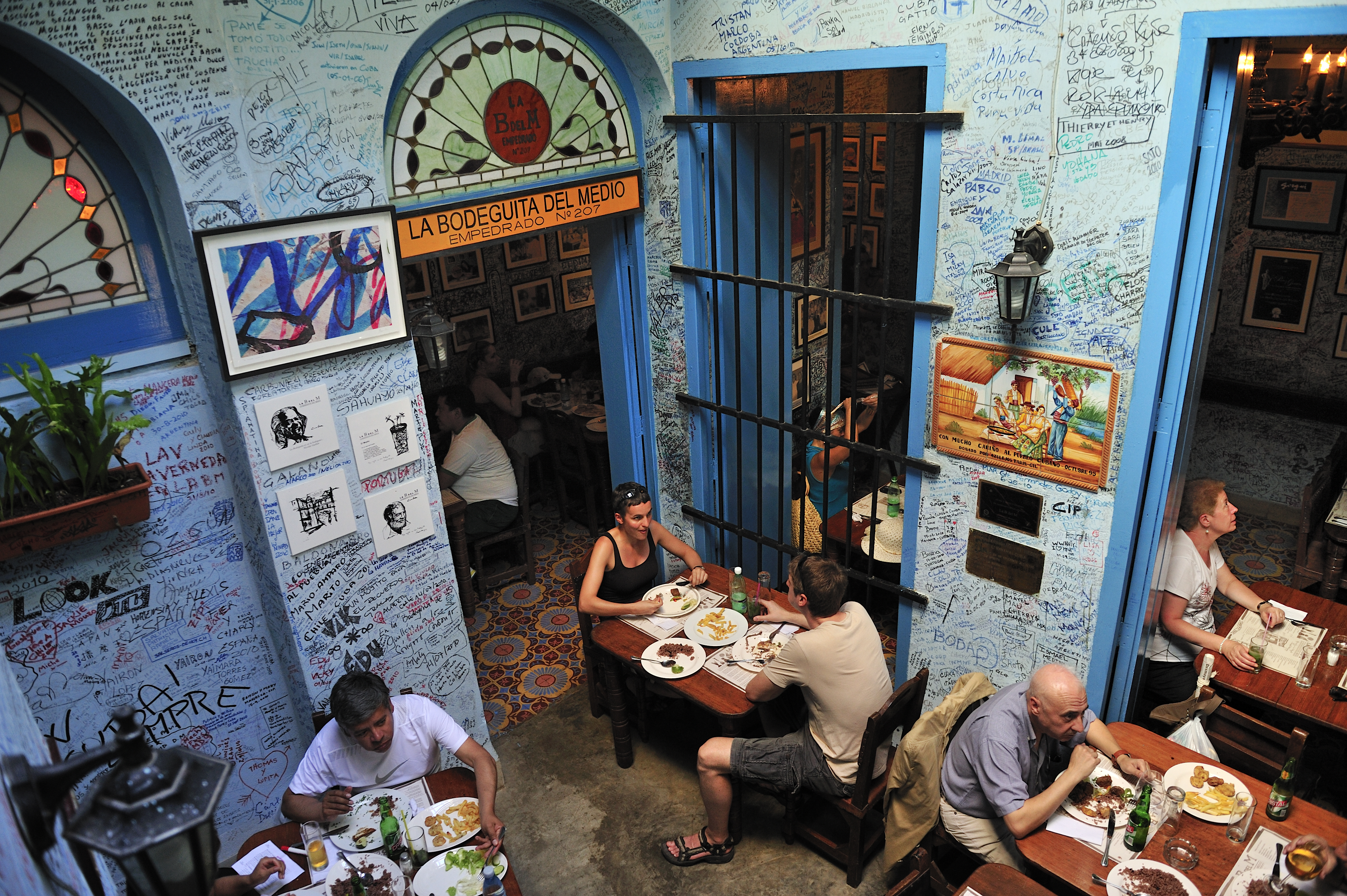 shutterstock_209254996 La Bodeguita del Medio in Havana, Cuba, the birthplace of Mojito.jpg