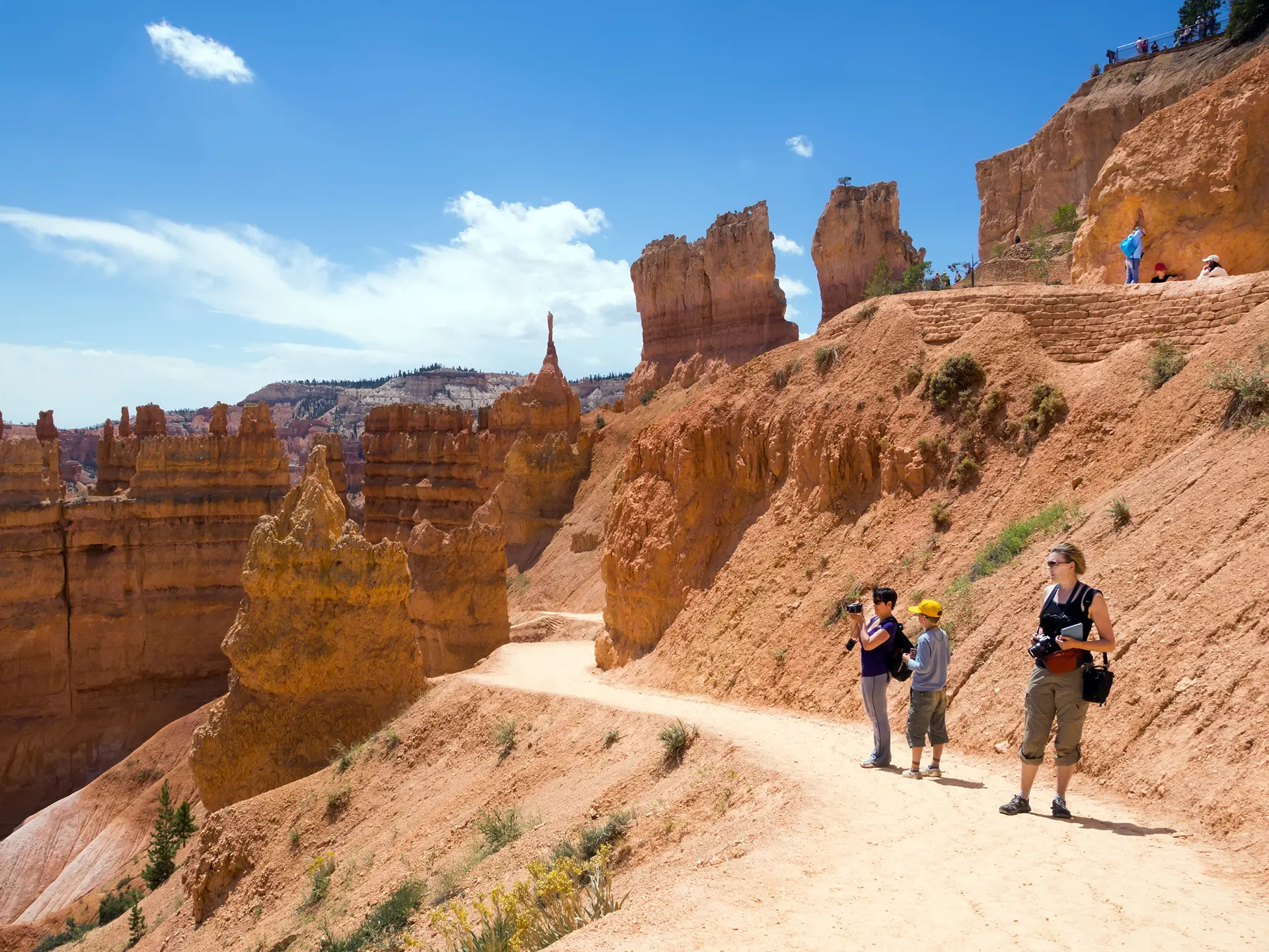 shutterstock_325312529 Adults with children on the trail. Bryce Canyon National Park, Utah, USA.jpg