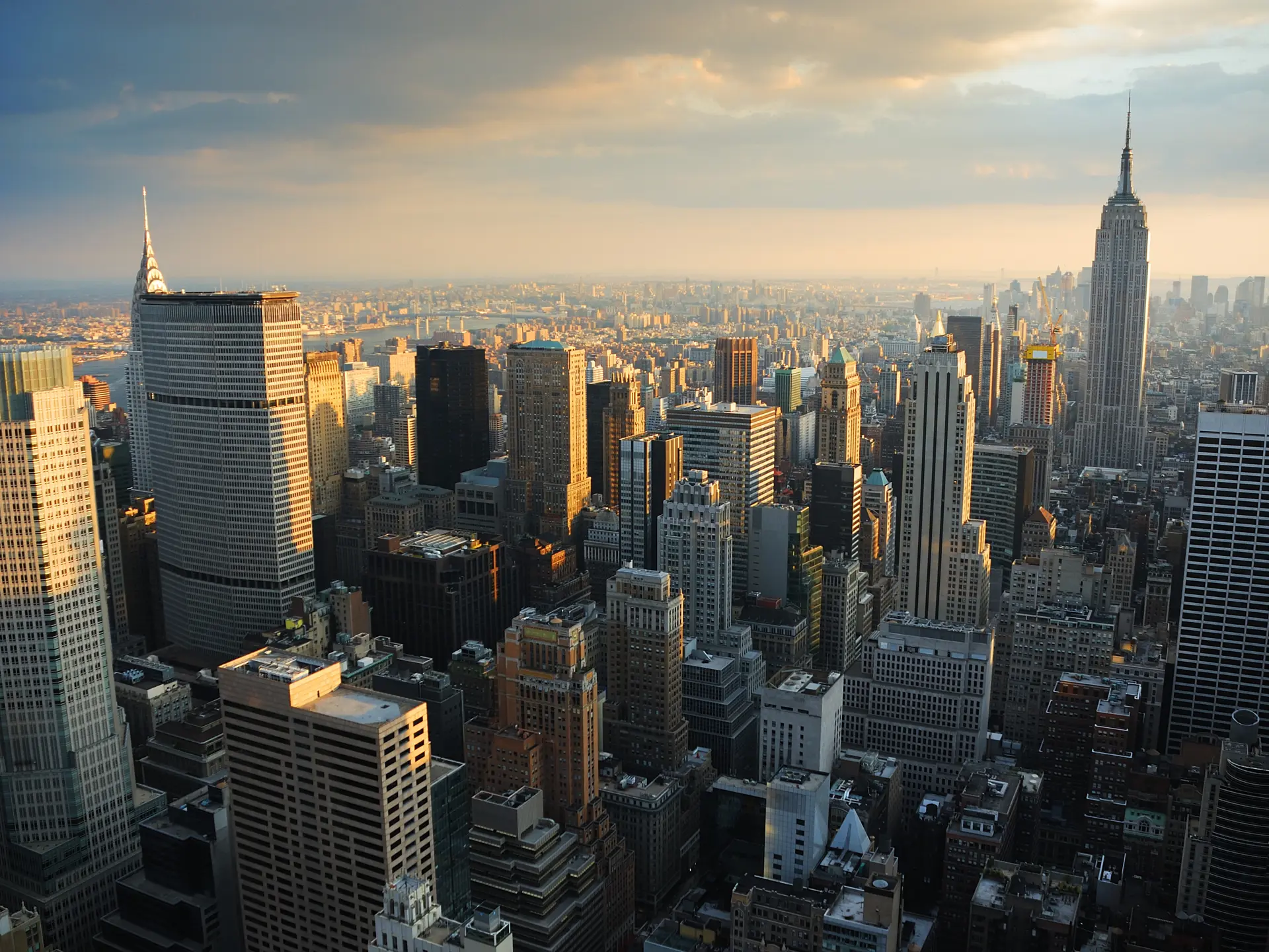 New York City Manhattan skyline aerial view with Empire State.jpg