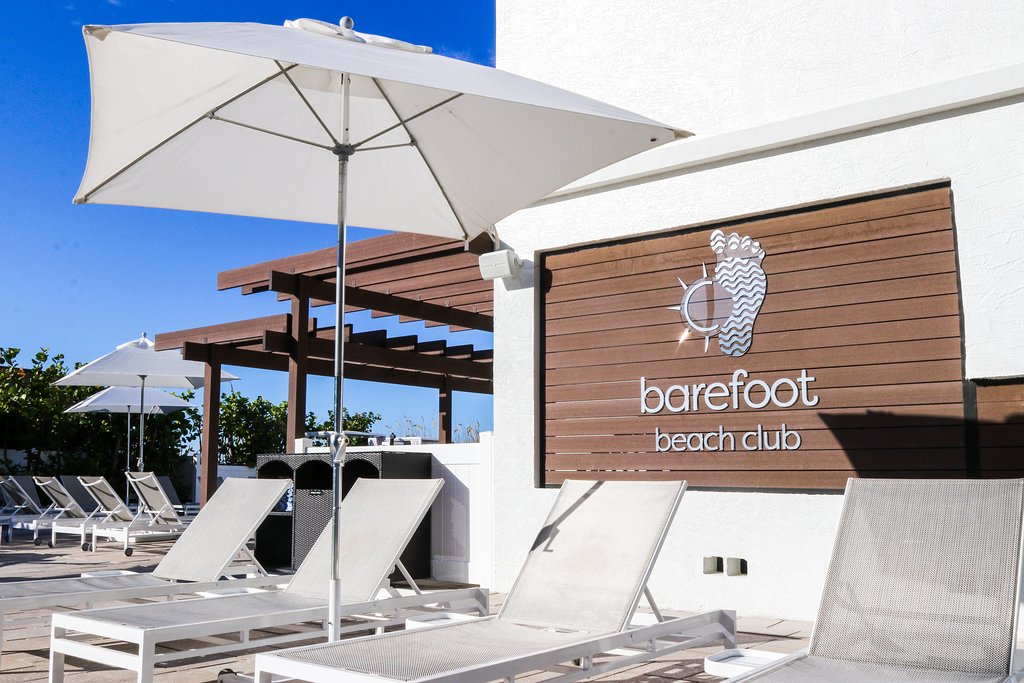 Barefoot Beach Club