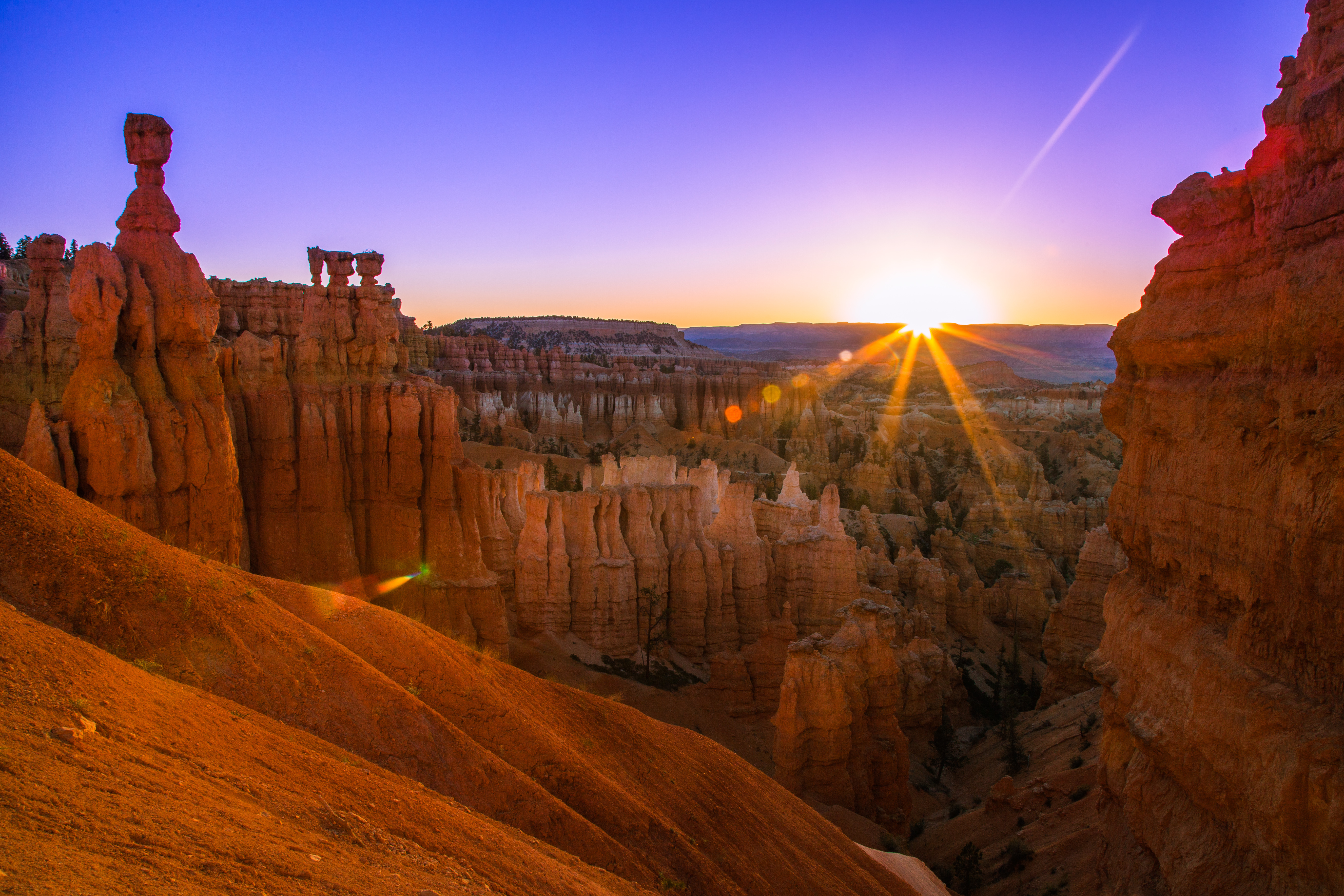 shutterstock_167472431 Bryce Canyon Sunrise.jpg