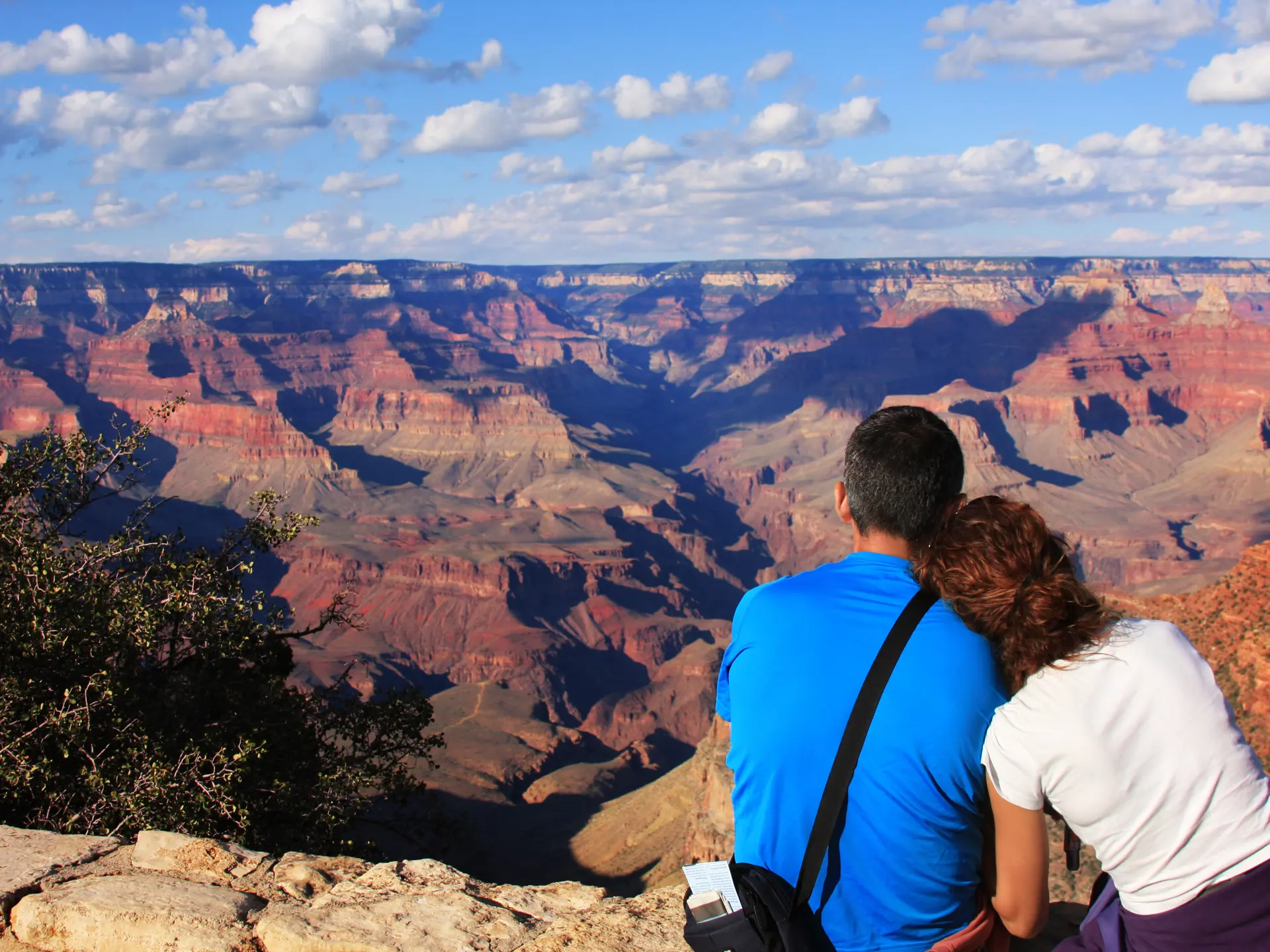 shutterstock_22421695 Couple and Grand Canyon, Arizona, USA.jpg