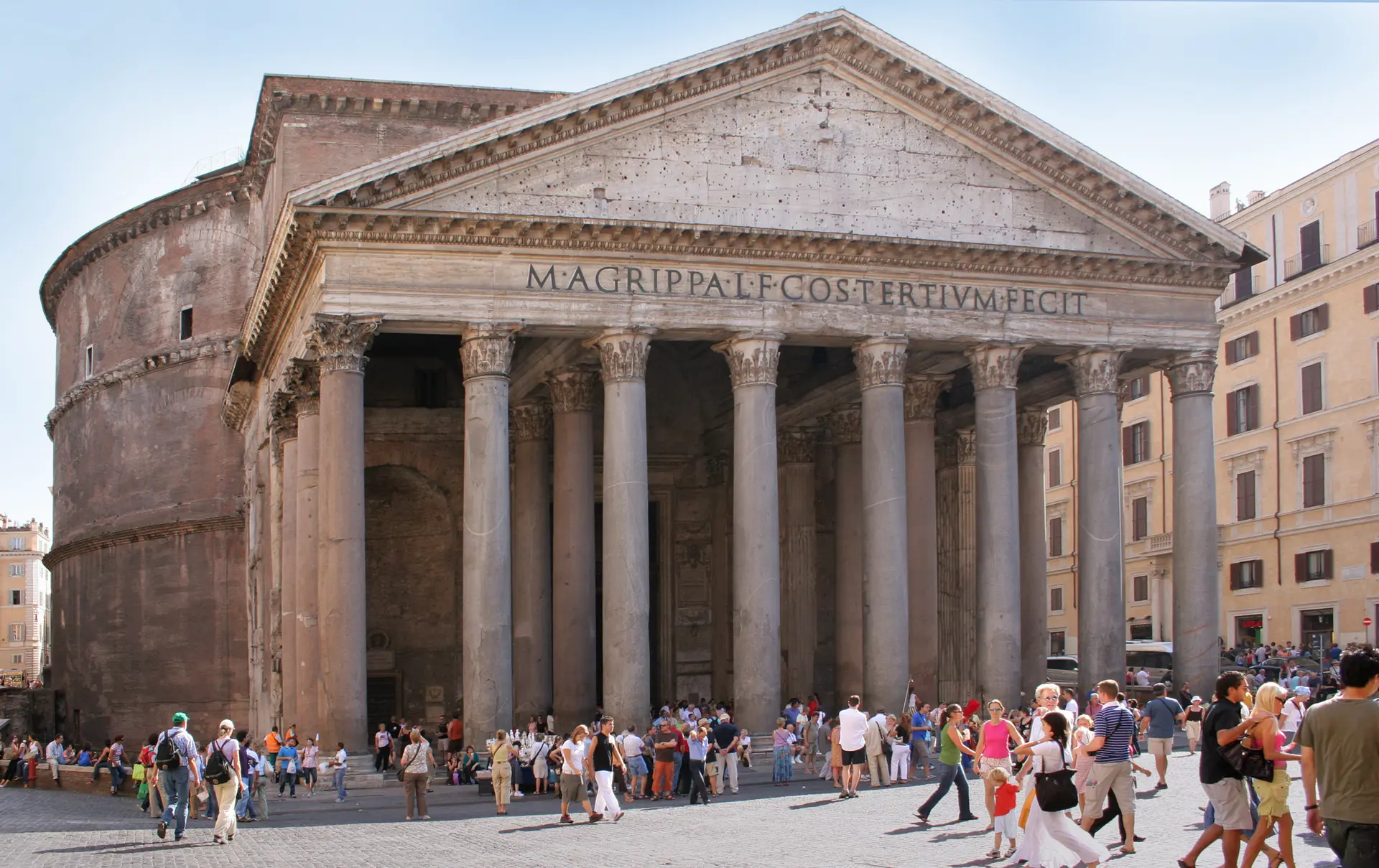 Det 2000 år gamle Pantheon er et must på en reise til Roma