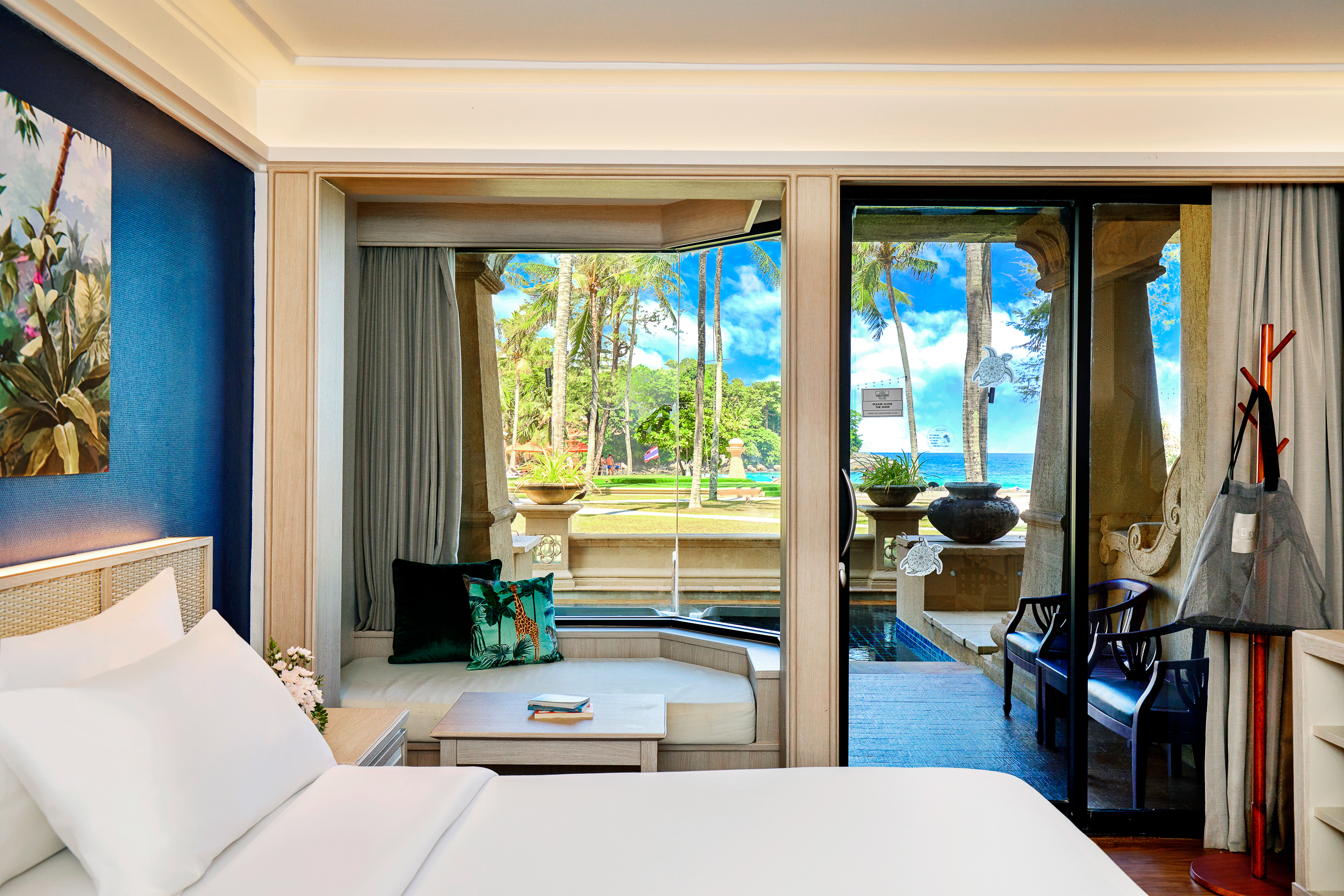 Deluxe Pool Access (7)