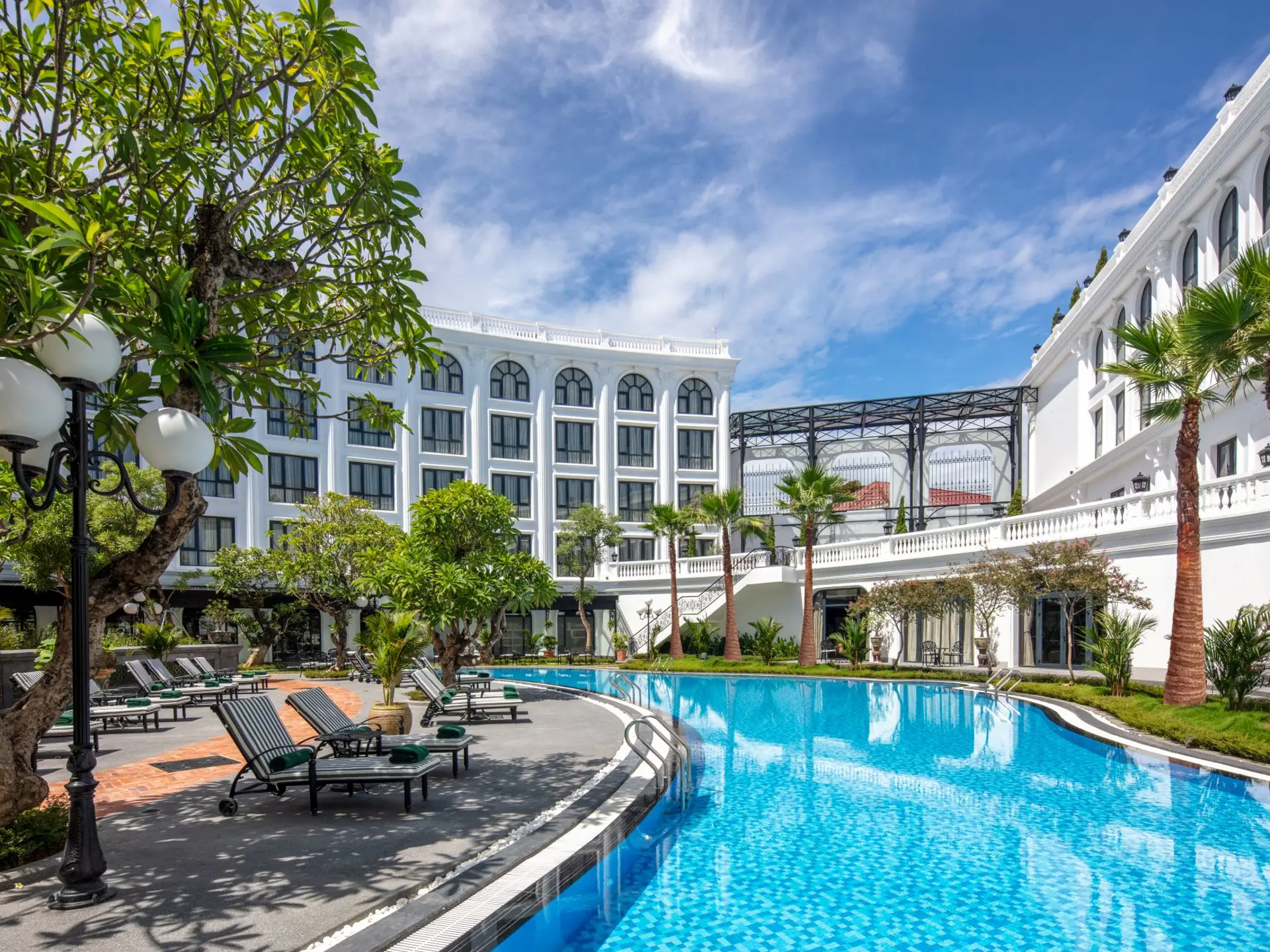 5 SPGH Swimming Pool Res