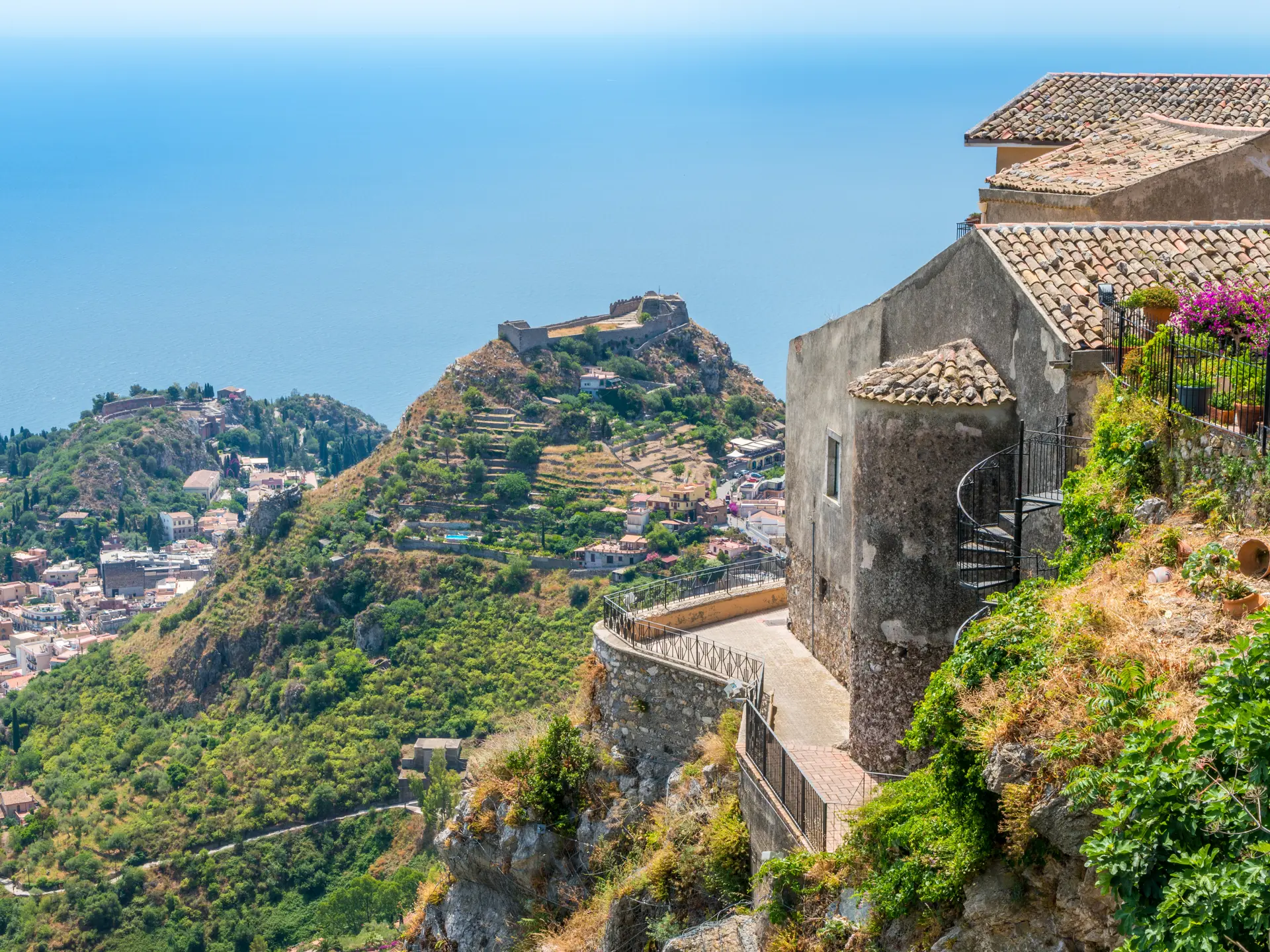 Italien Sicilien Castelmola Istock 1125981943