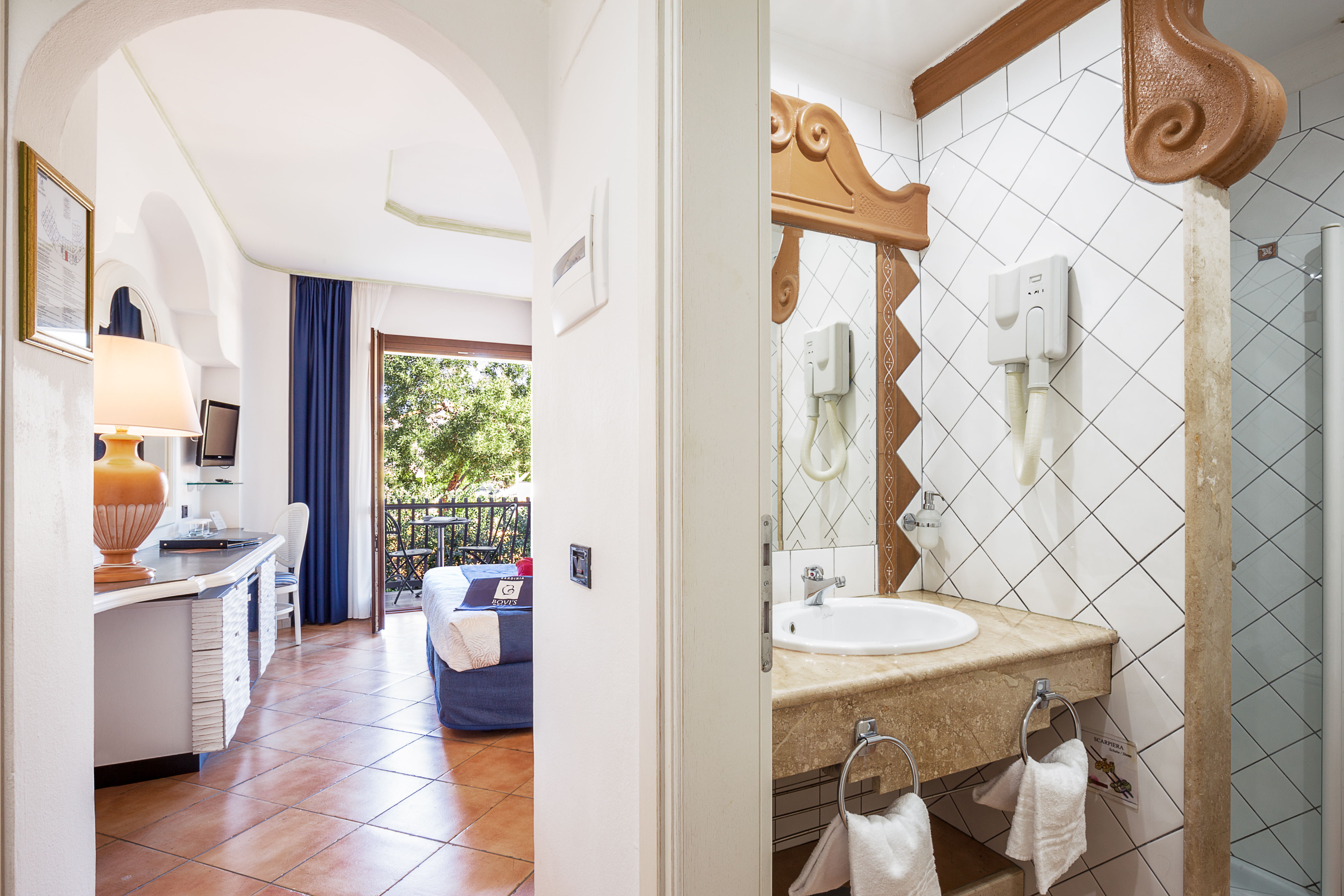 En titt inn i et Comfort-rom på Hotel La Bitta