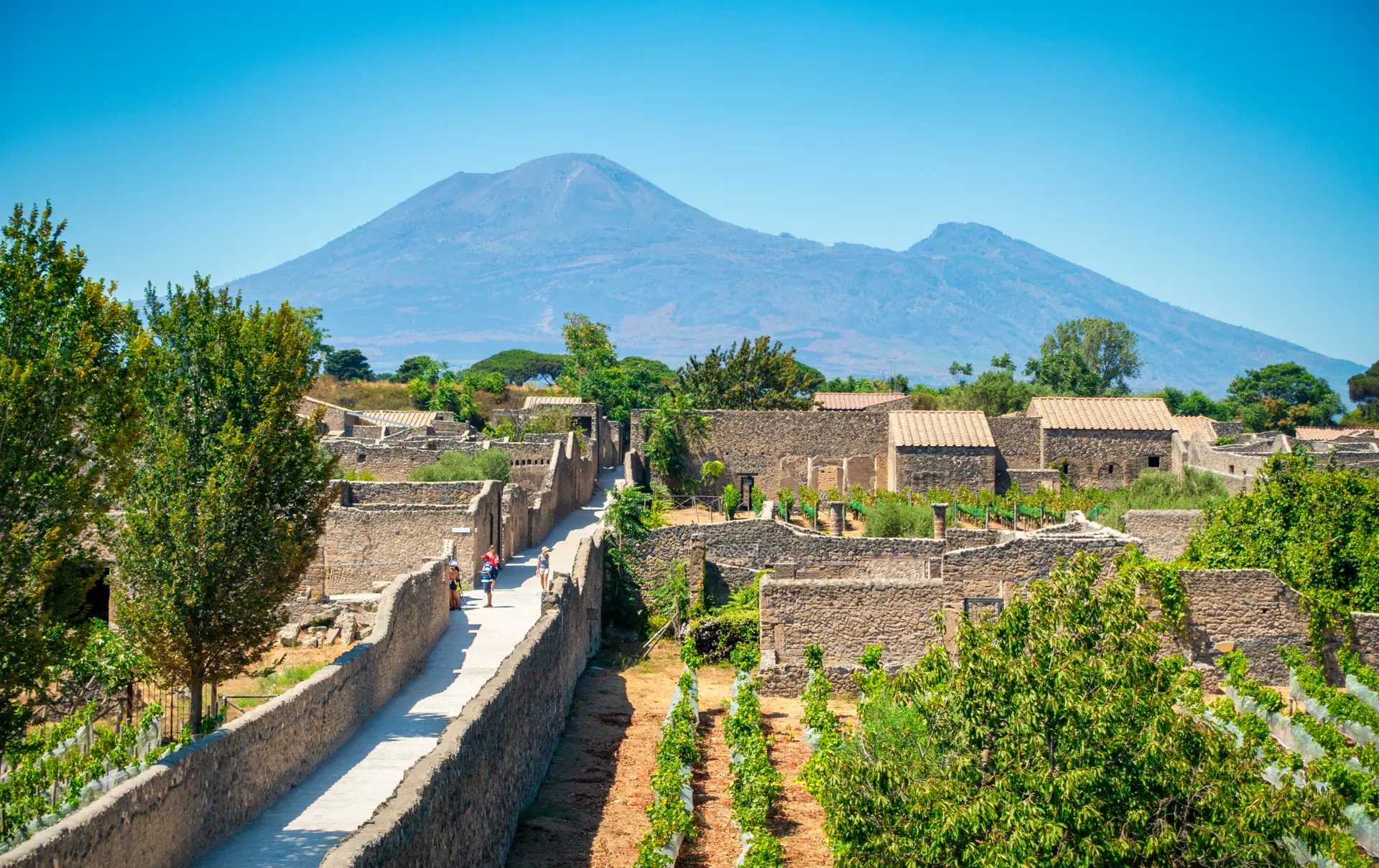Fra Minori kan du dra på utflukt til Pompeii