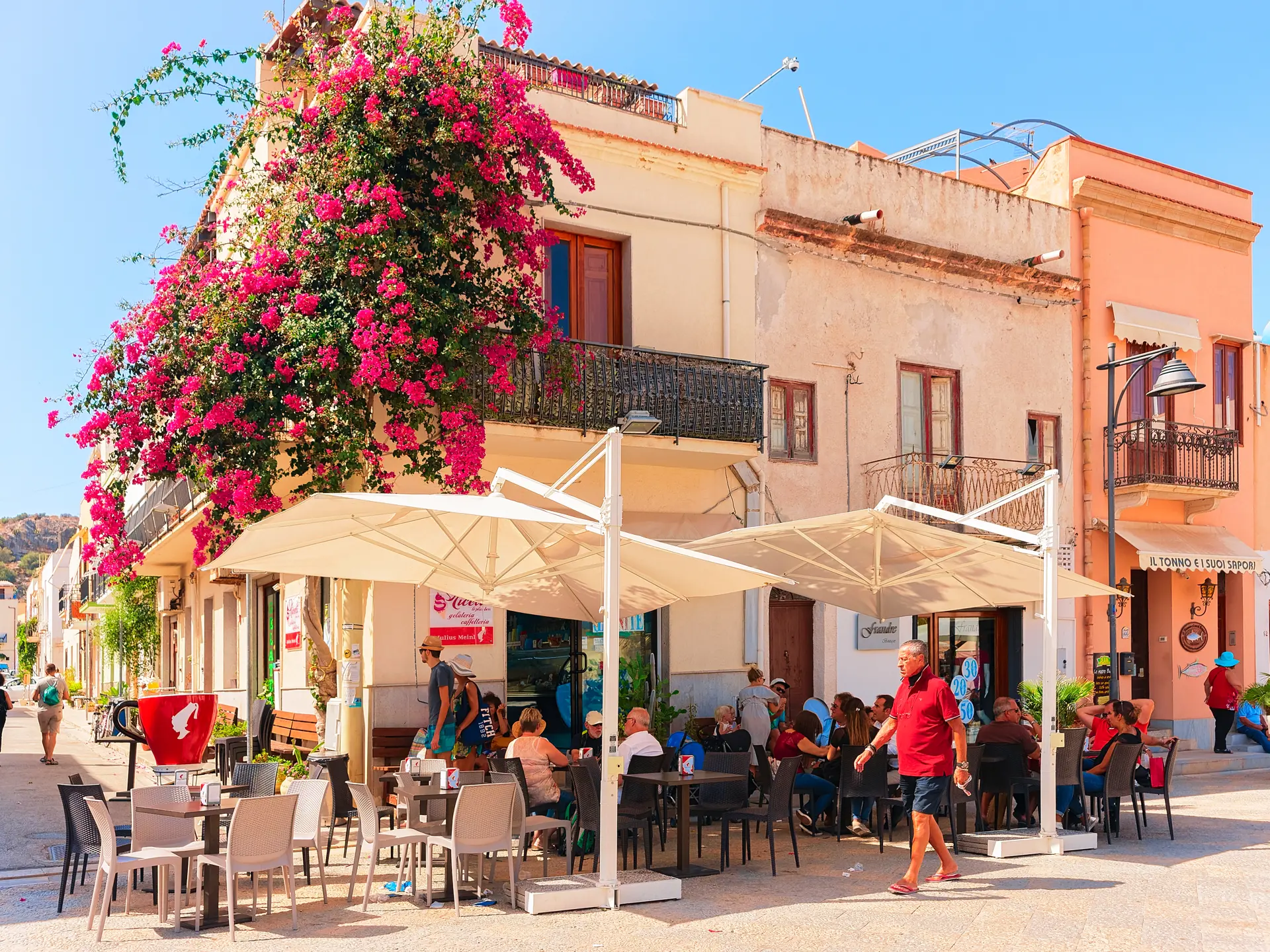 San Vito Lo Capo er en koselig badeby på nordspissen av Sicilia