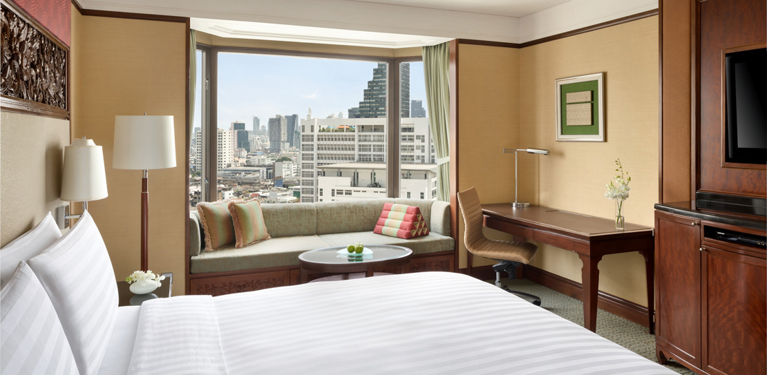 Shangri La Hotel Bangkok Deluxe Room King 1323661 Copy