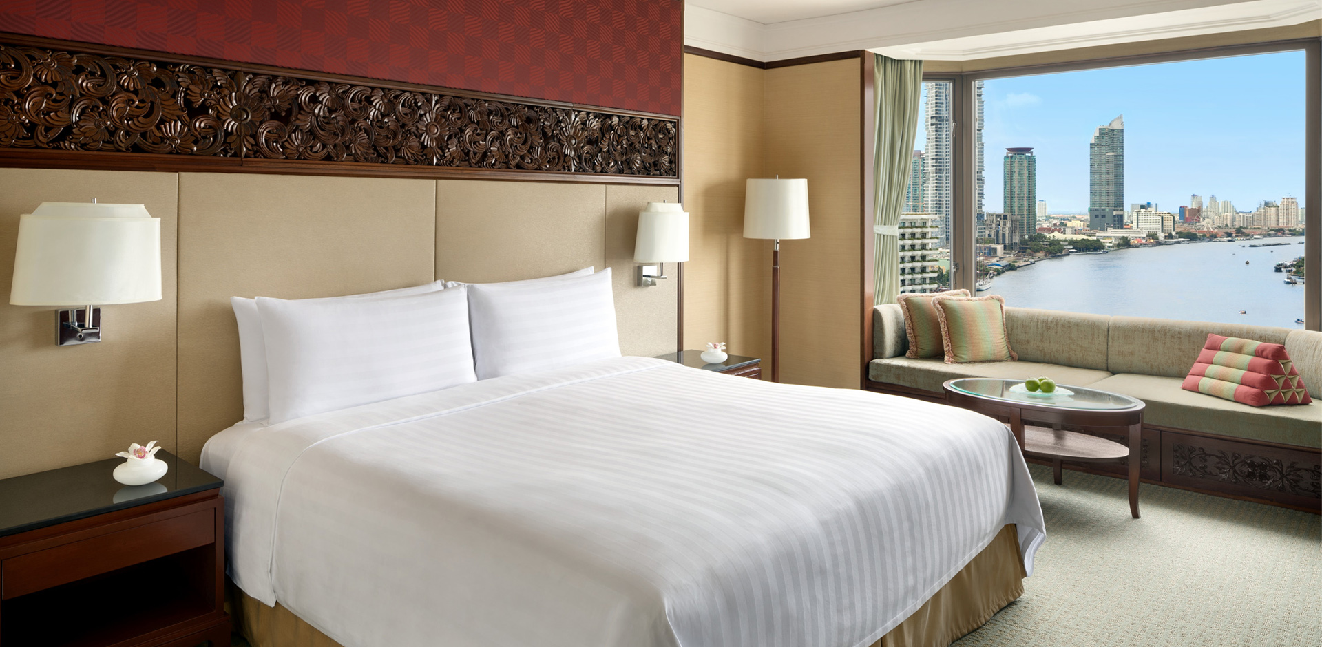Shangri La Hotel Bangkok Deluxe River View King 1323659 Copy