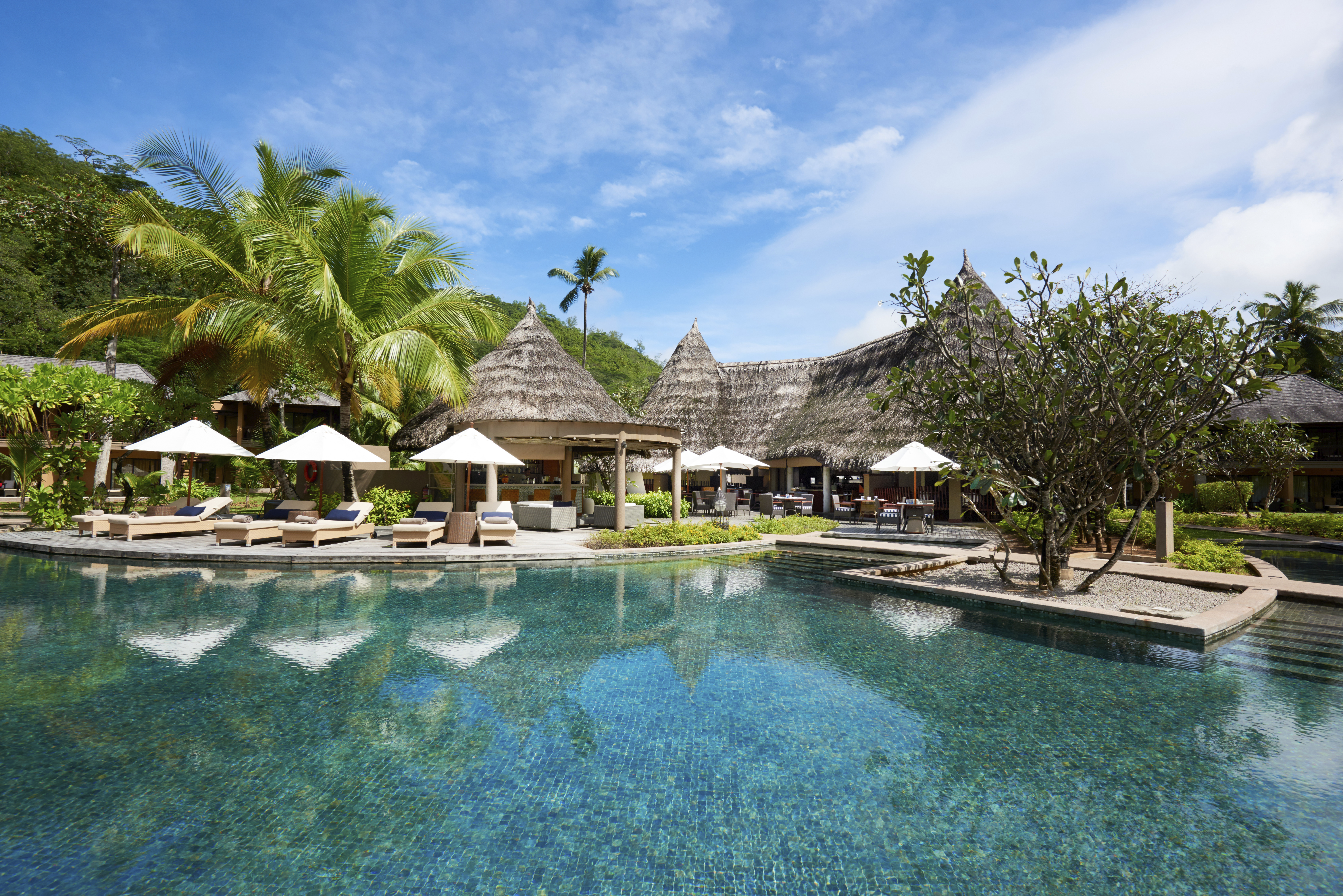 Ephelia Seychelles 2017 Ab Pool 02 Hd