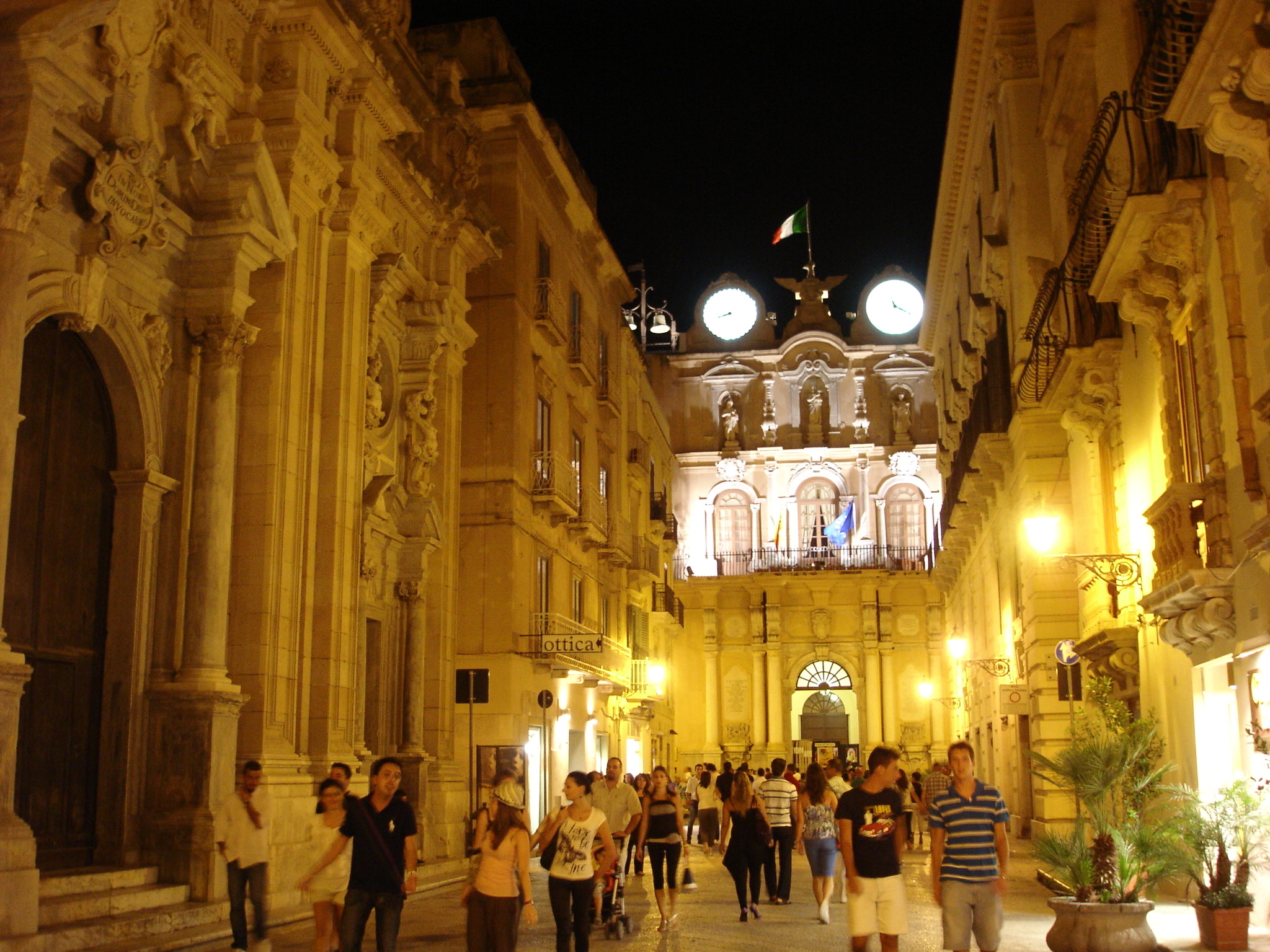 Corso Vittotio Emanuele Strøggaden I Det Gamle Trapani