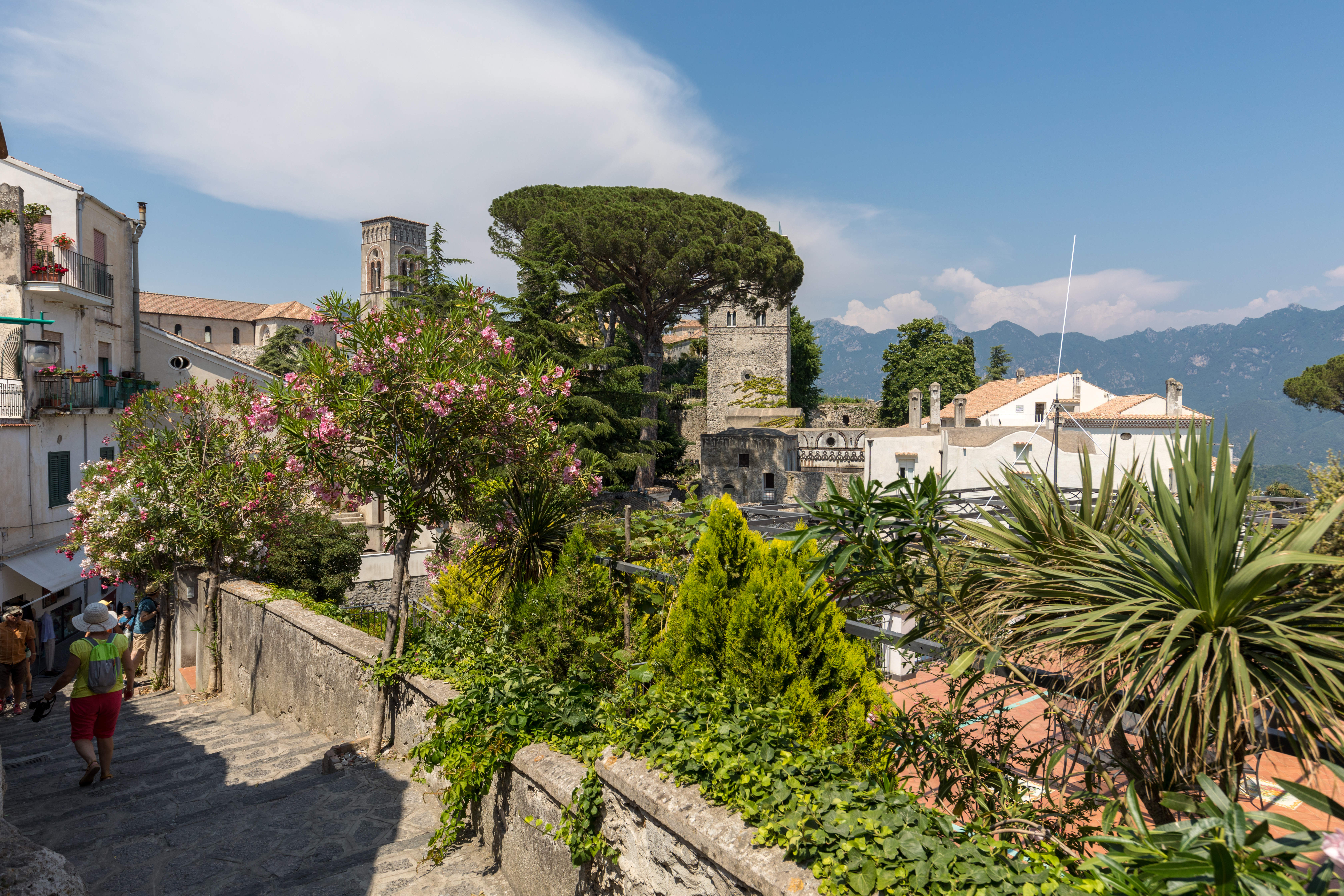 Den gamle middelalderbyen Ravello er vakker og stemningsfull