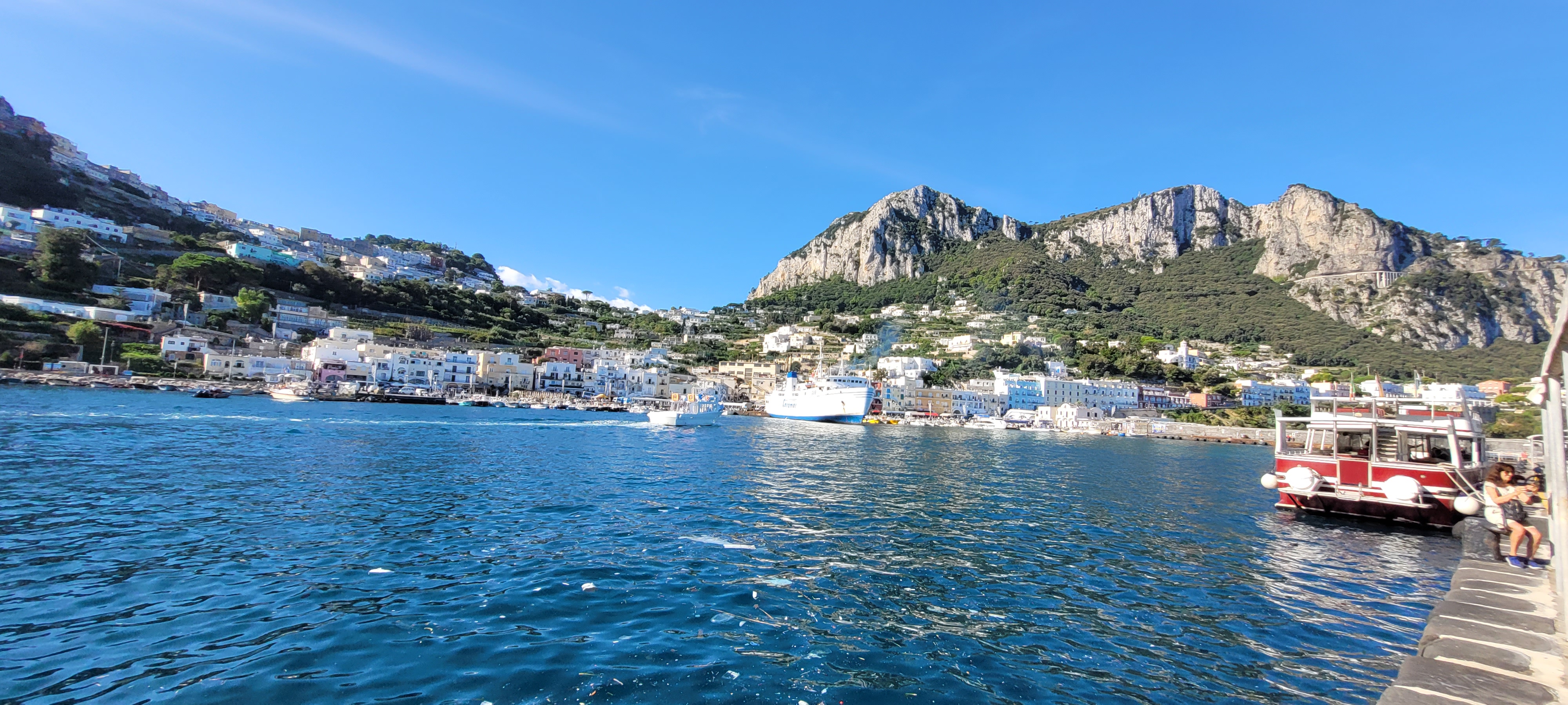 Du seiler fra Amalfikysten til Capri