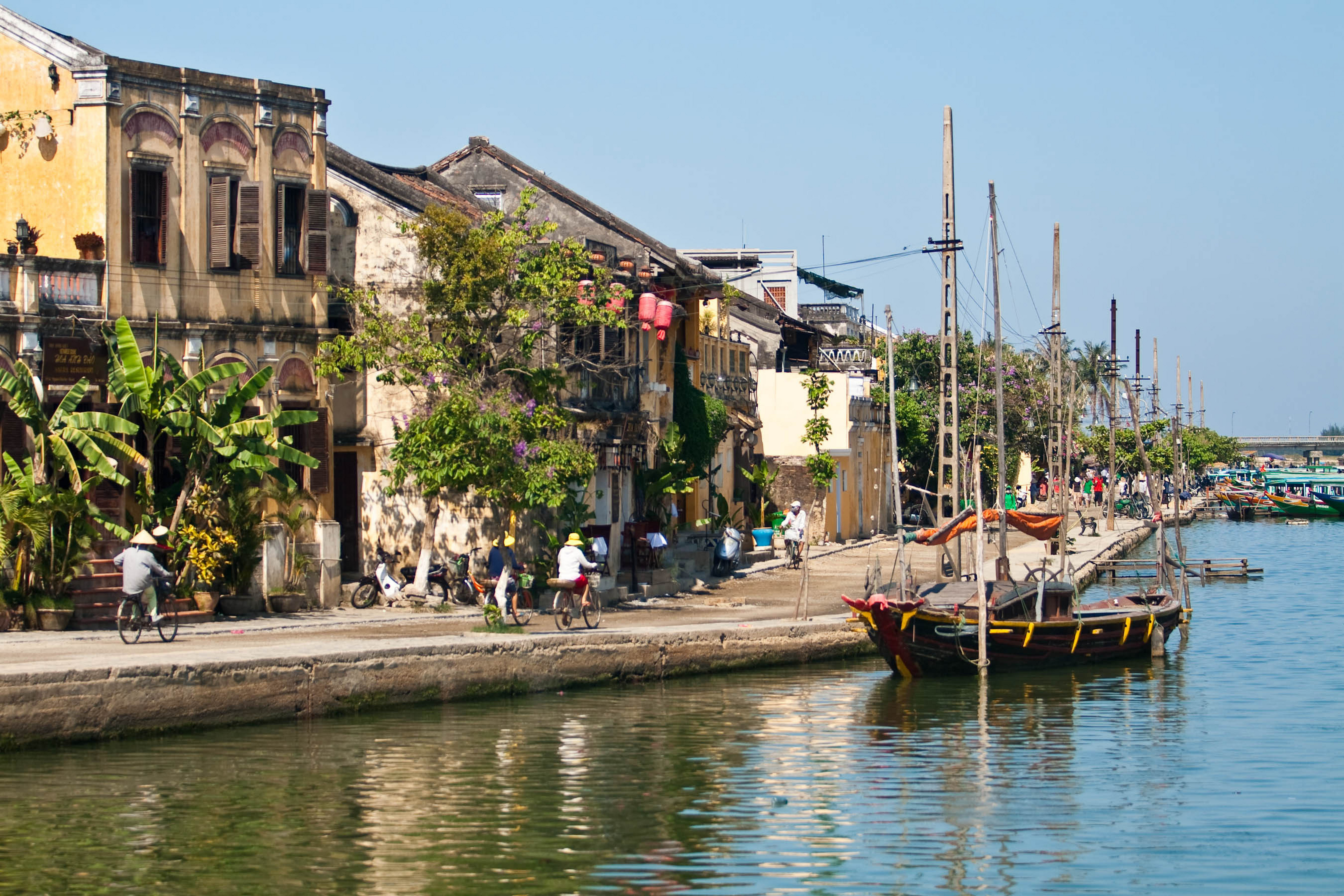 Old Town, Hoi An, Vietnam  shutterstock_53921464.jpg