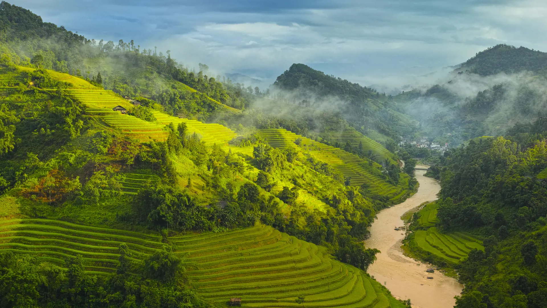 Terraced rice fields landscape with mountain, river, fog at Hoang Su Phi, Ha Giang, Vietnam.jpg