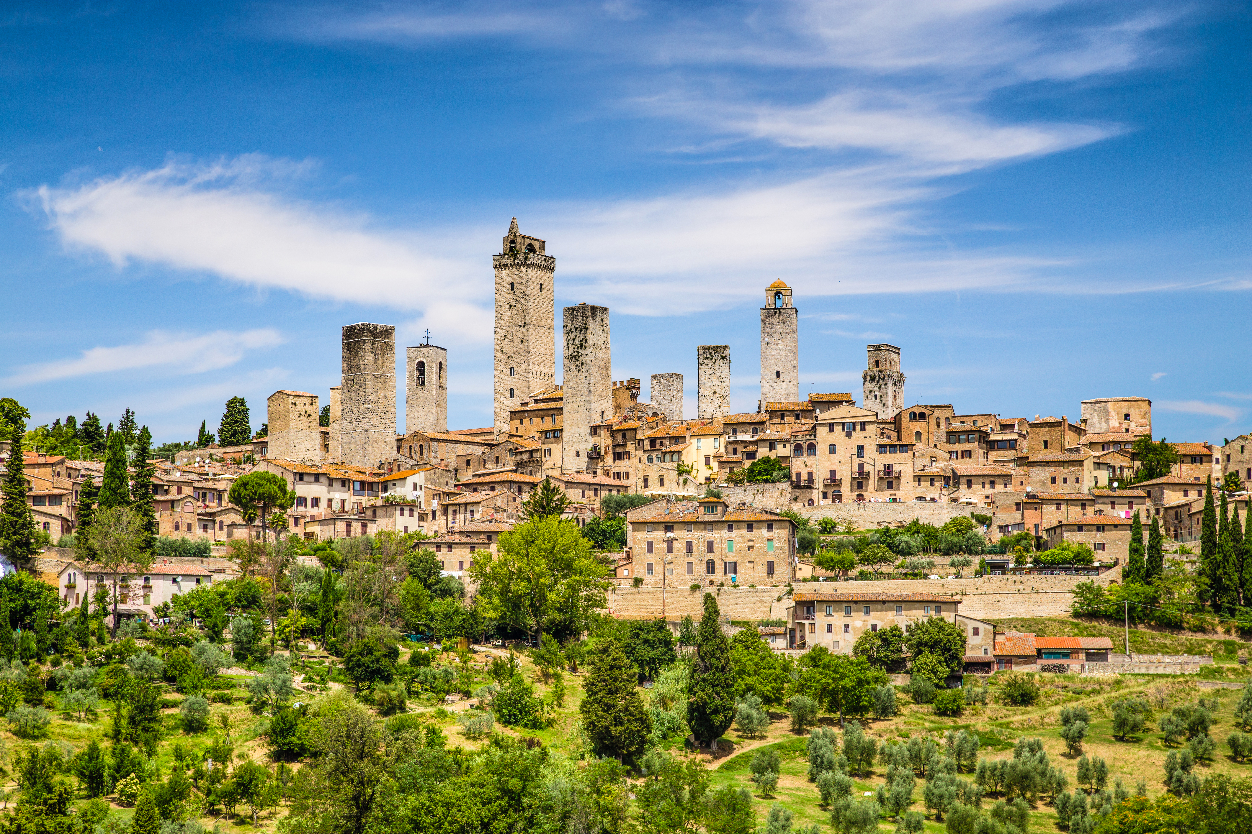 Vakre San Gimignano er din base under ditt opphold i Toscana.