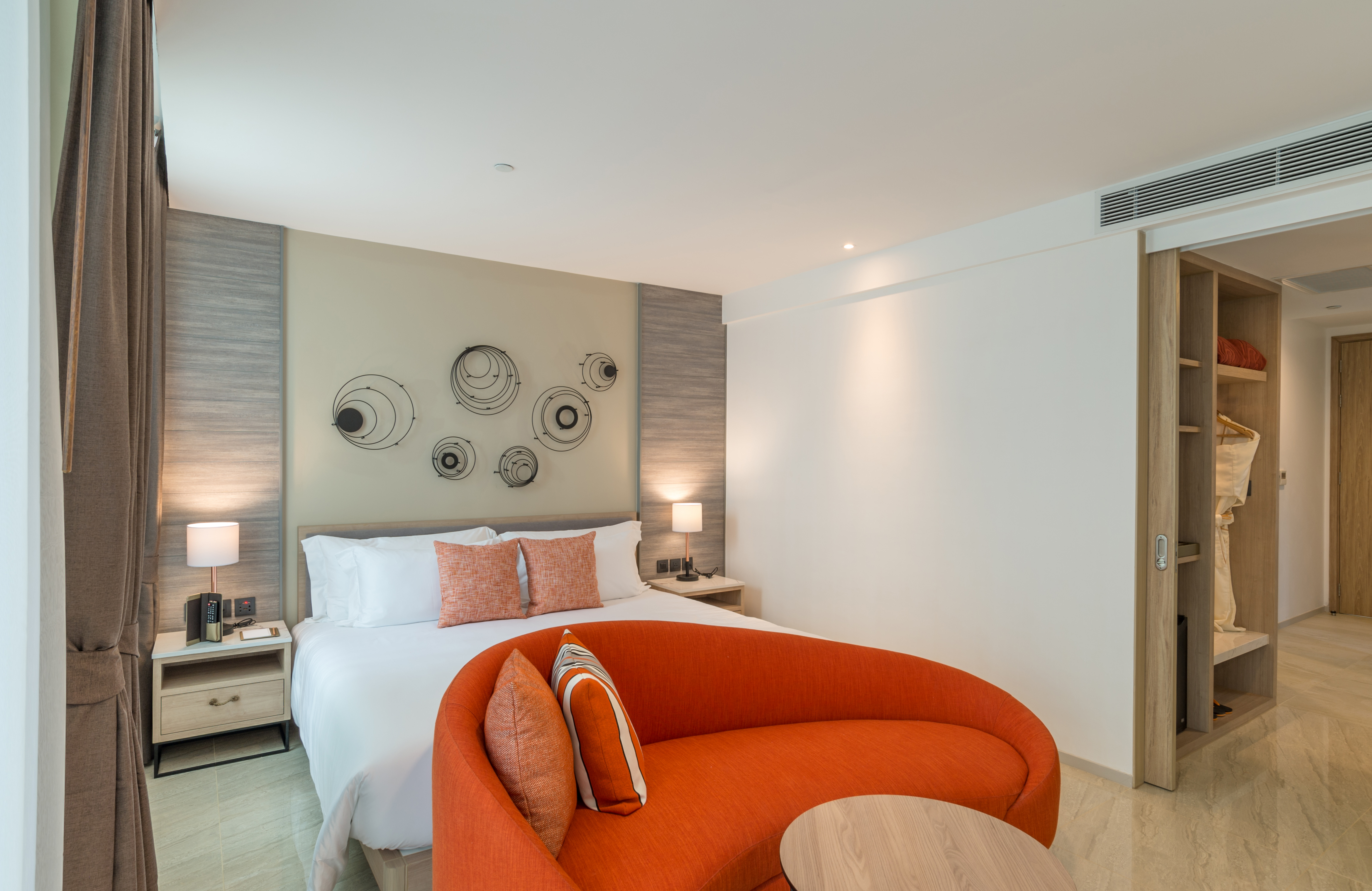 06 Cnk Family Residence 01