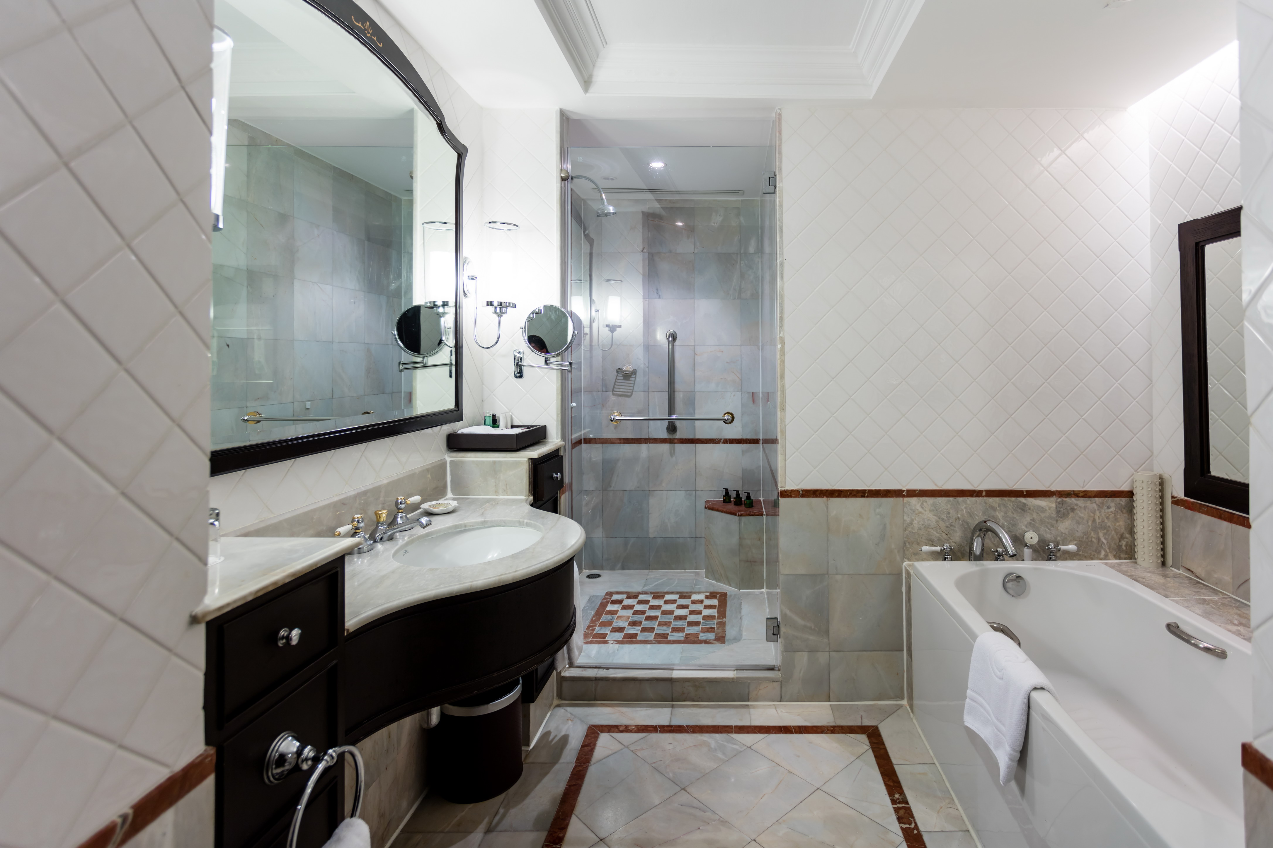 02 Chbr Premium Deluxe 01