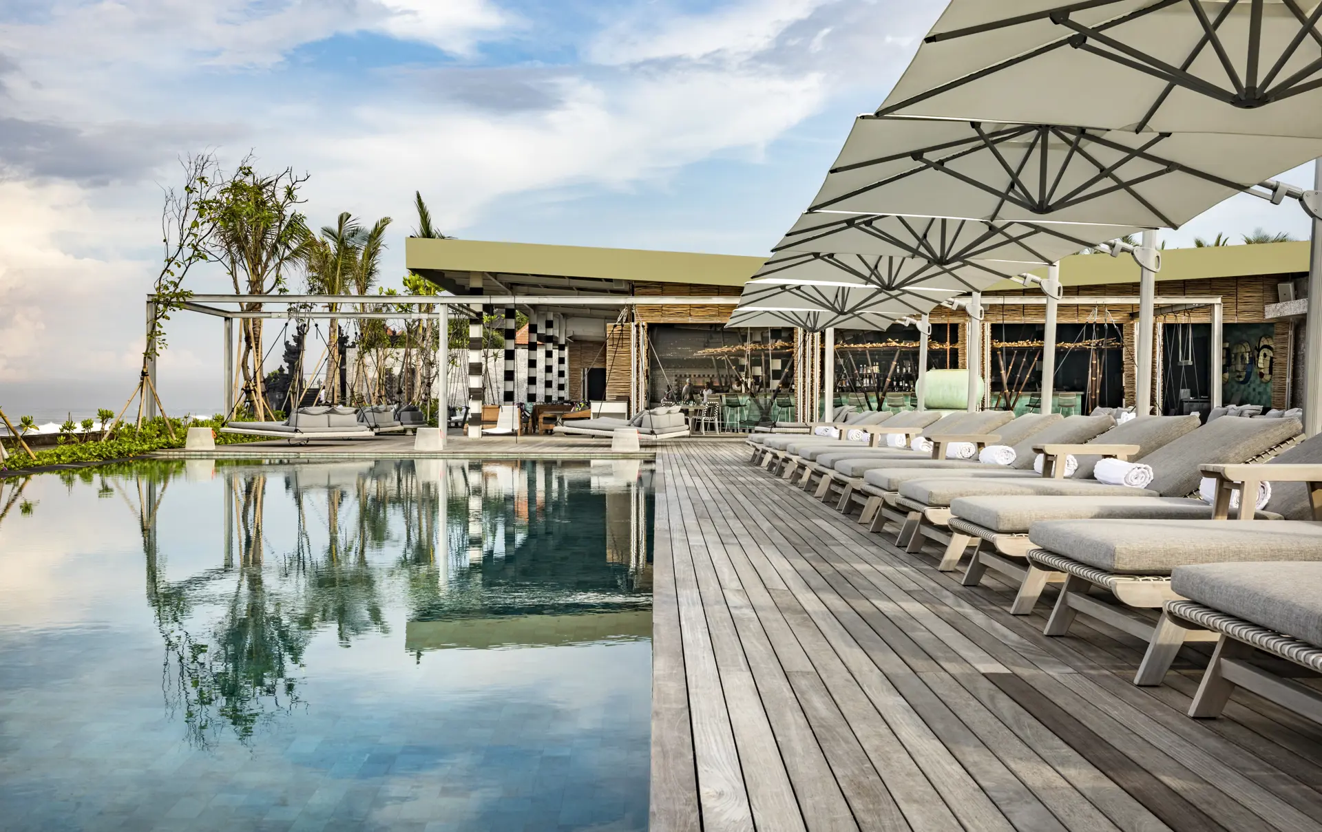 COMO Beach Club Pool Area