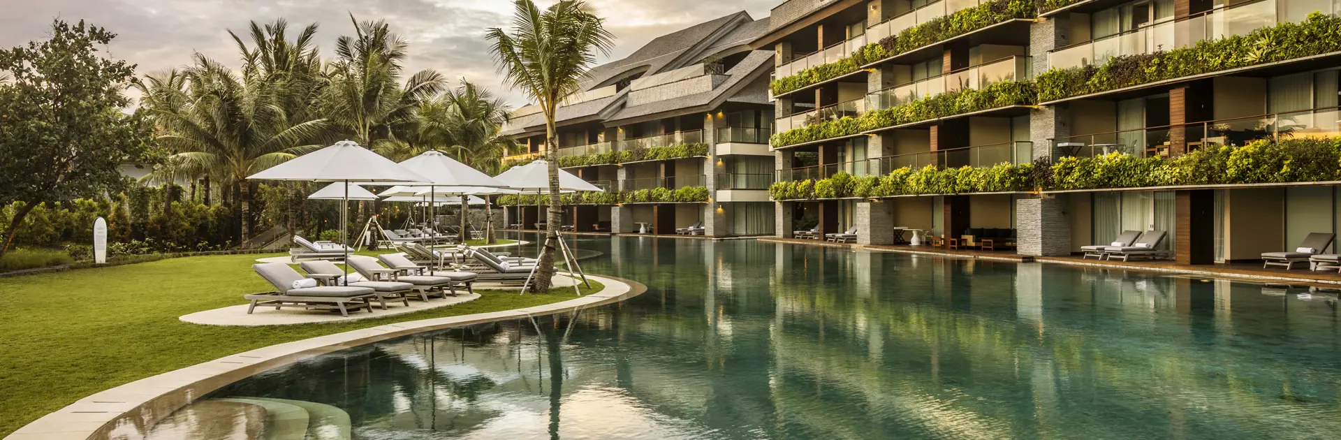 COMO Uma Canggu Lagoon Pool