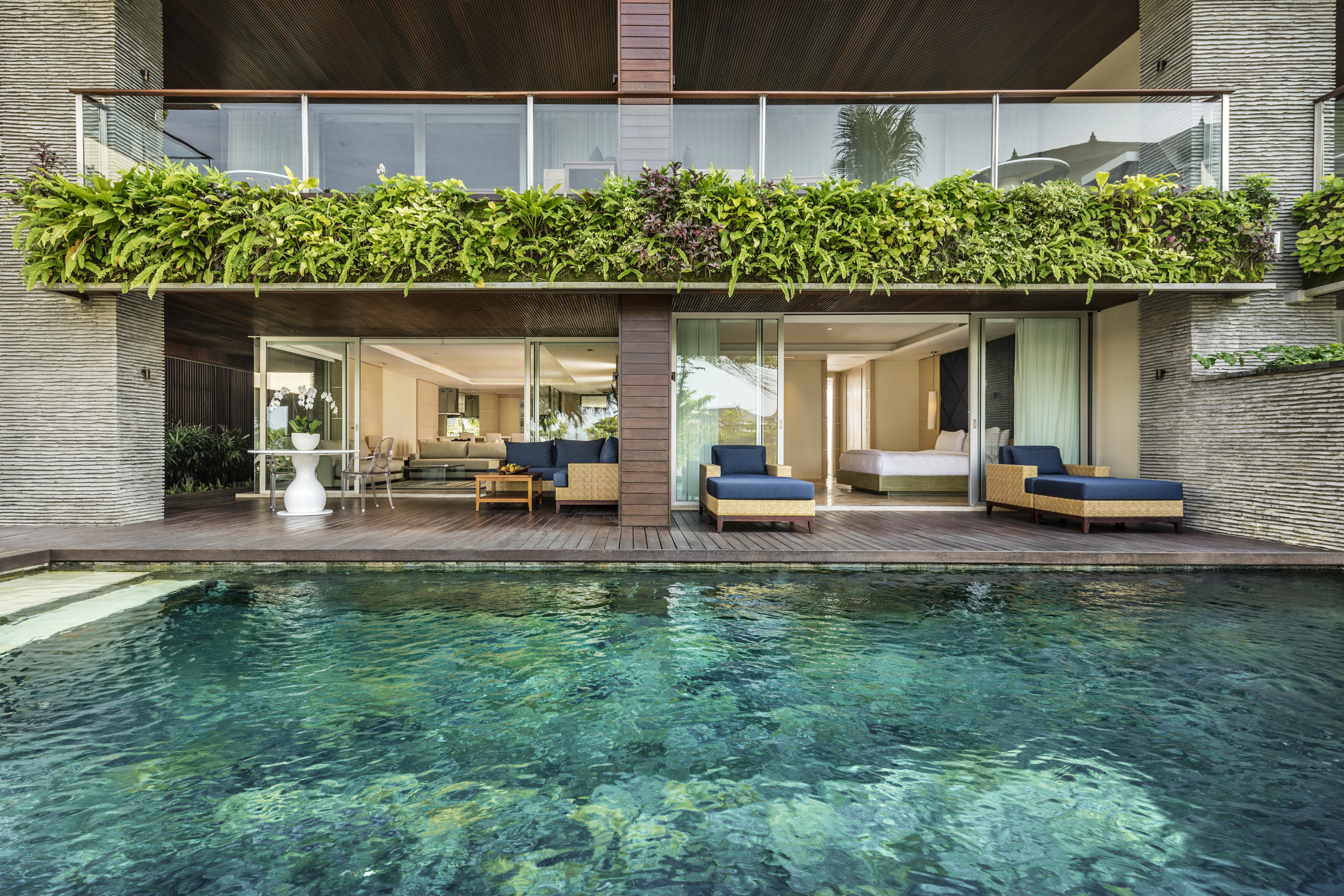 Uma Pool Residence Pool And Pool Deck