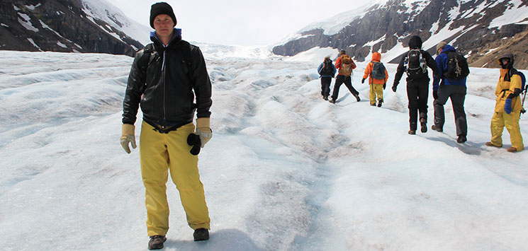 morten-paa-athabasca-gletsjeren.jpg