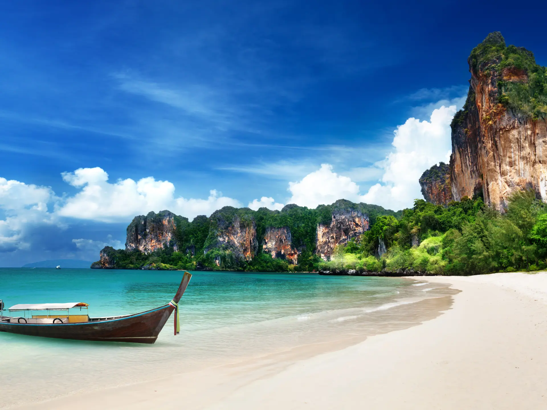 Krabi_Railay beach_126333494.jpg