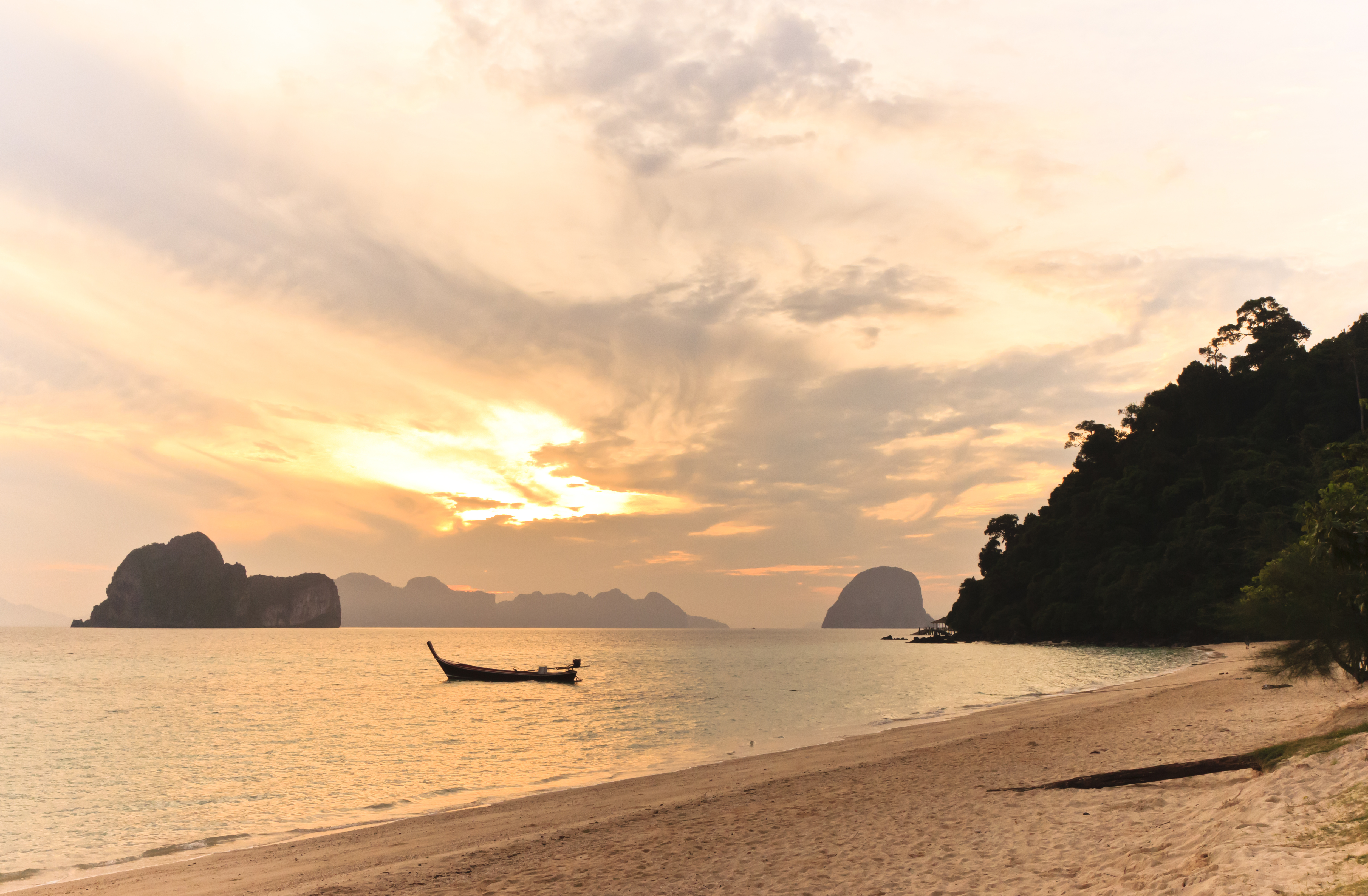 Koh Ngai_solnedgang_128666828.jpg