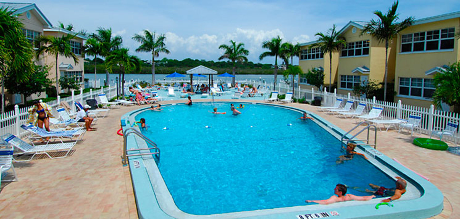 Barefoot Beach Resort Clearwater Bestill opphold her!