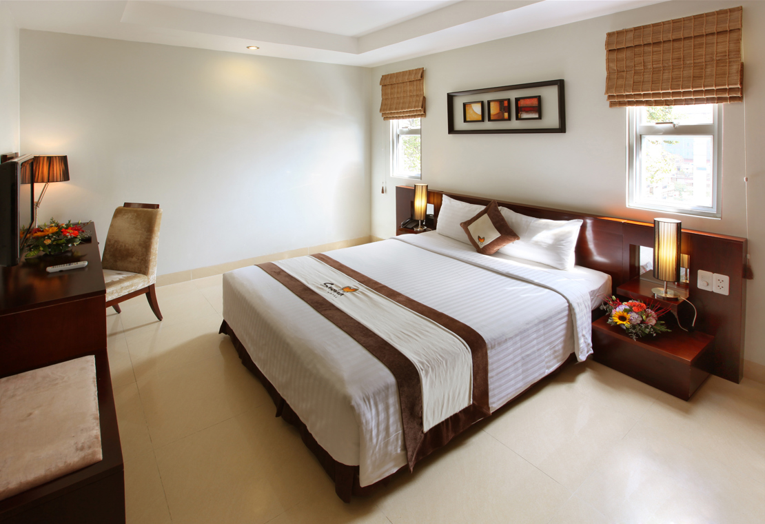 Deluxe room.jpg