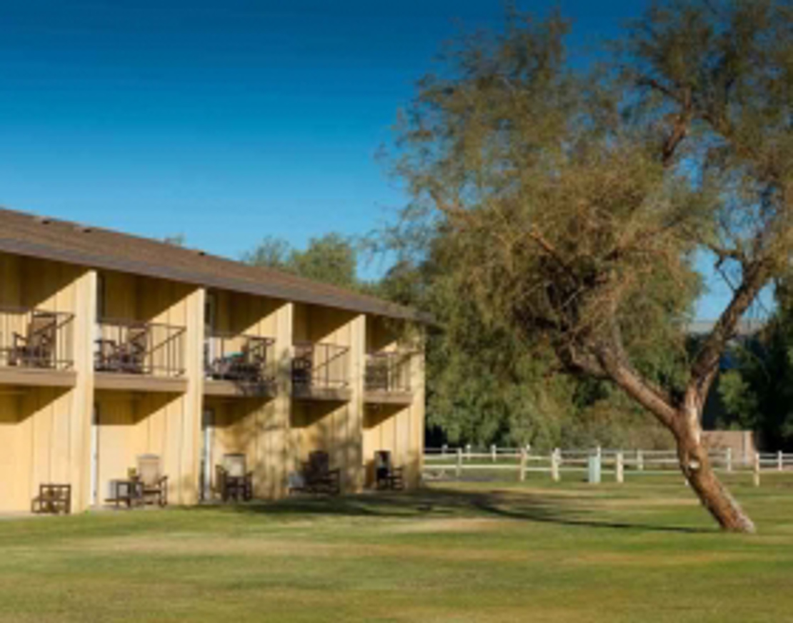 thumbs_fc-ranch-ext-3.jpg